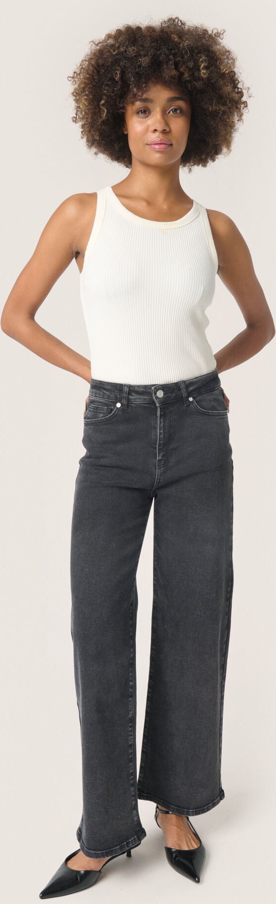 Jeans Gerade Passform Black Washed Denim black