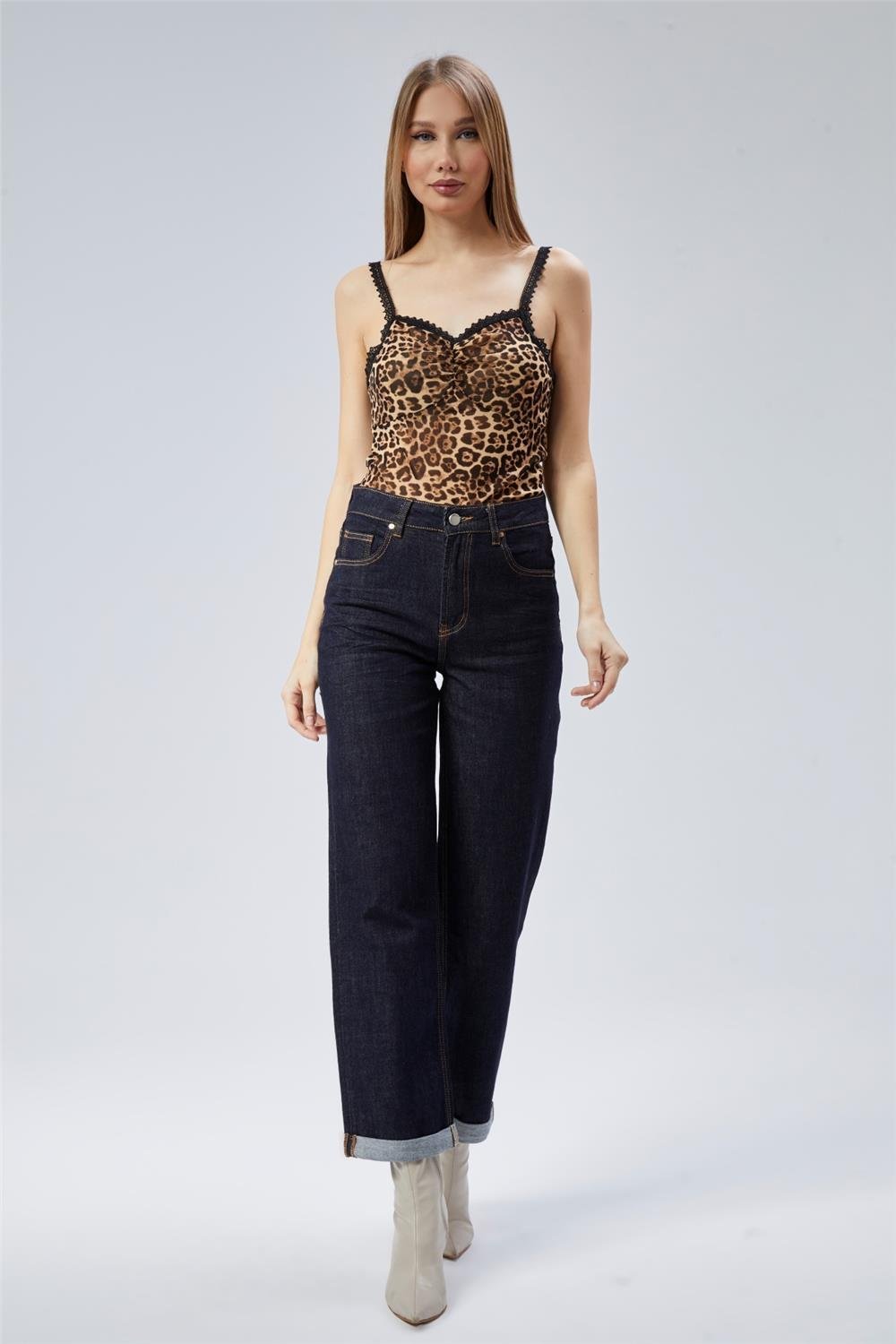 Olon Denim Straight Leg Hose