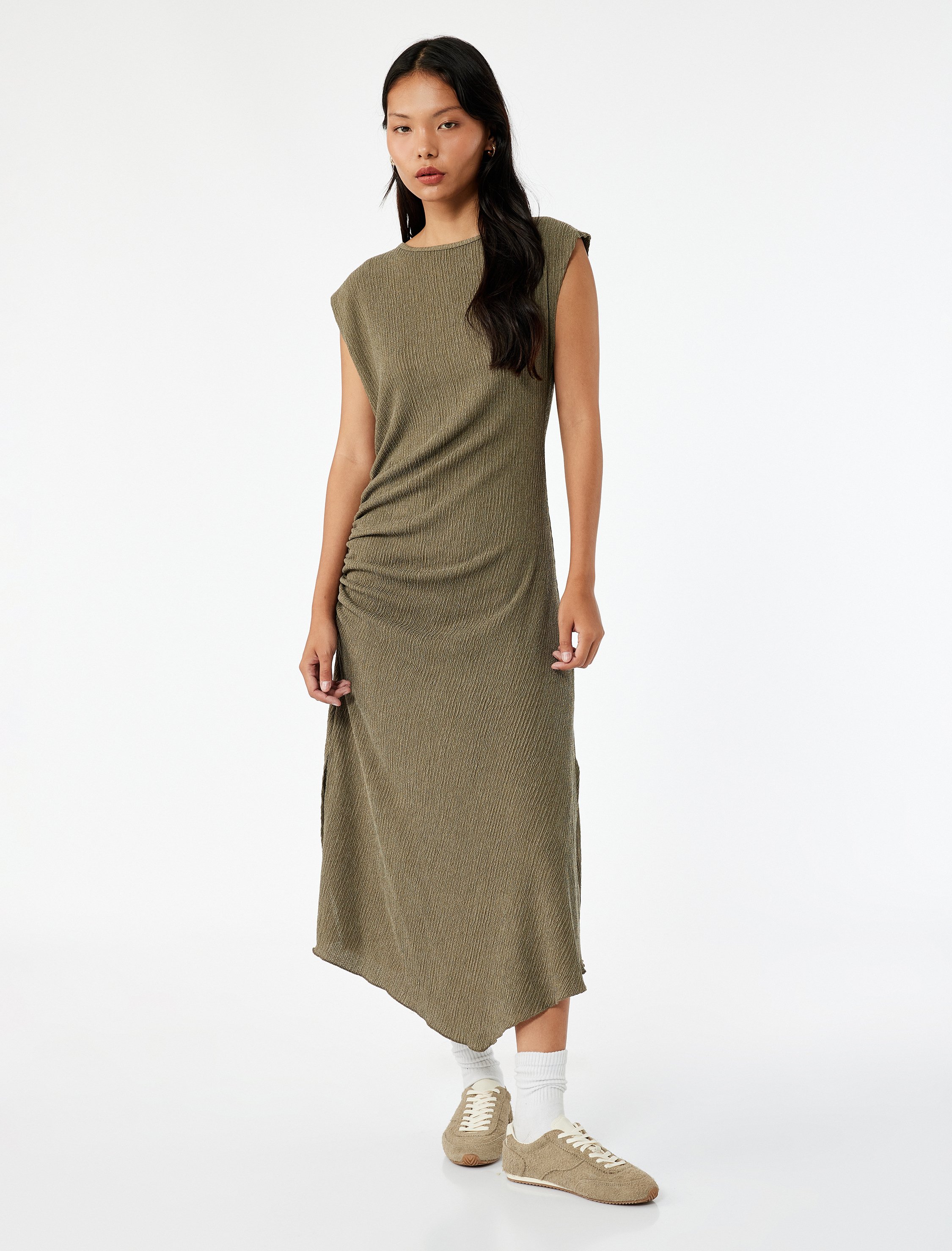Koton KLEIDER Asymmetrisches Midi-Drapiertes Kleid