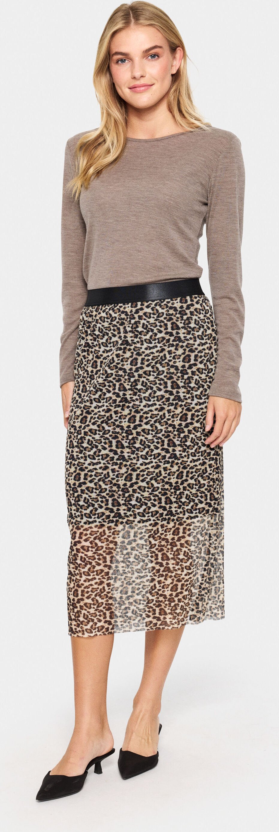 Rock Regulär fit Schwarz Regal Leo black multi