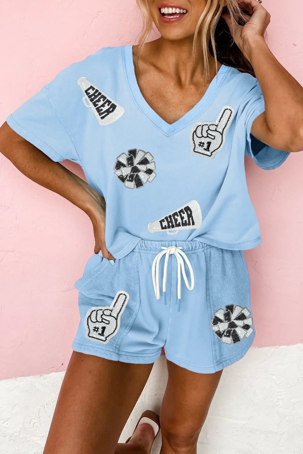 Gepatchtes T-Shirt und Shorts Set