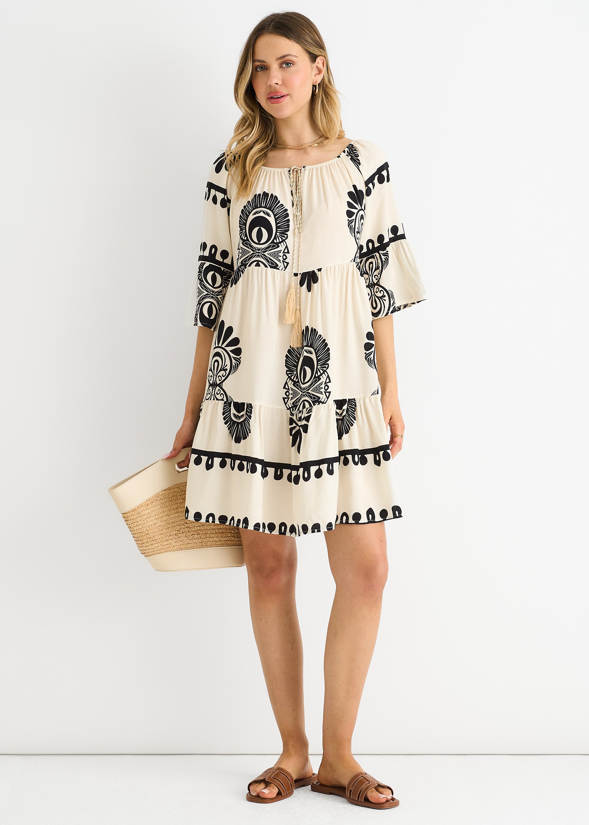 Cremefarbenes ausgestelltes Bardot-Minikleid aus Viskose