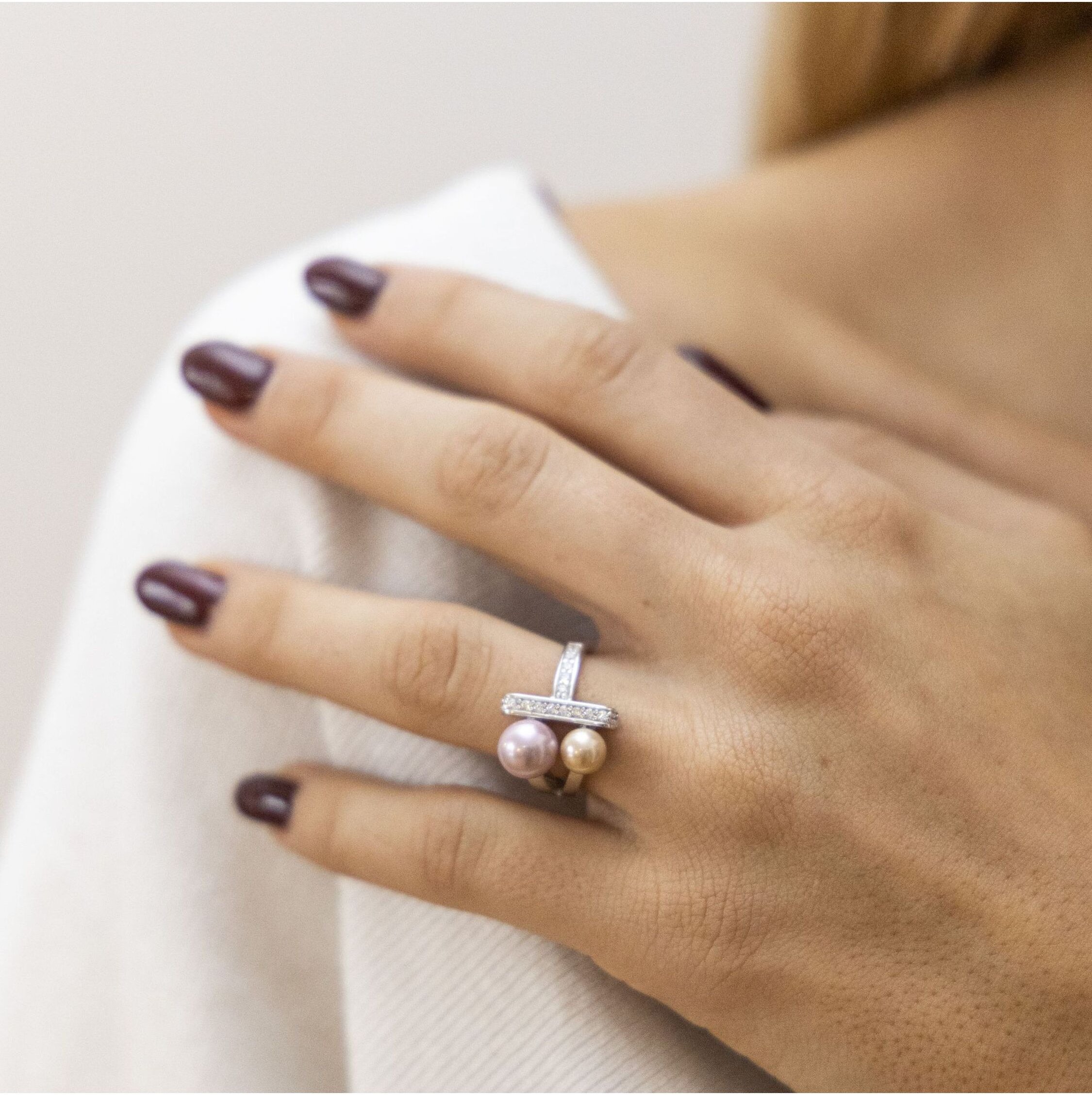 Zeeme Pearls Ring Silber 925 mit 2 Muschelkernperlen und Zirkonia weiß