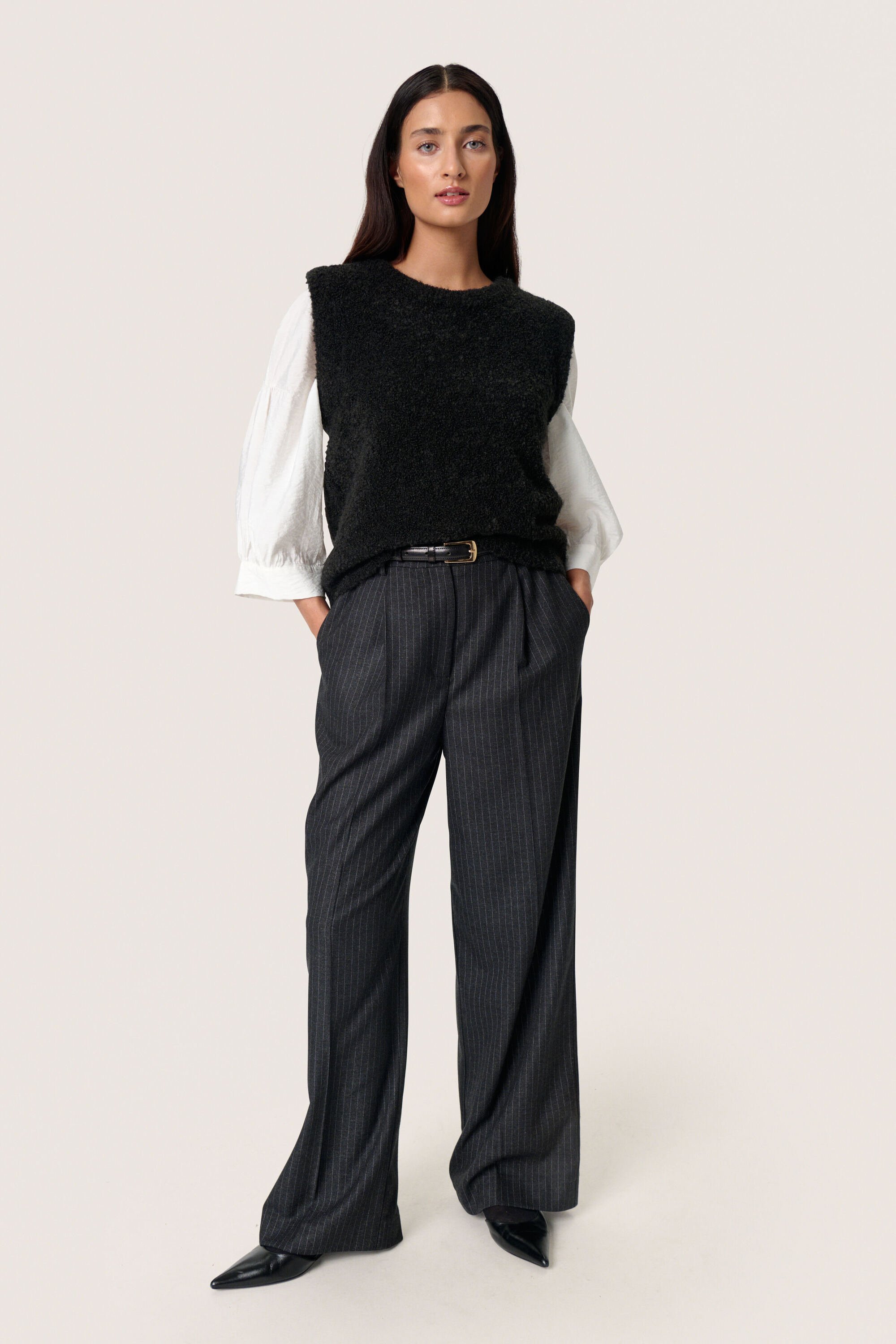 Strickpullover SLAmaris Gerade Passform black