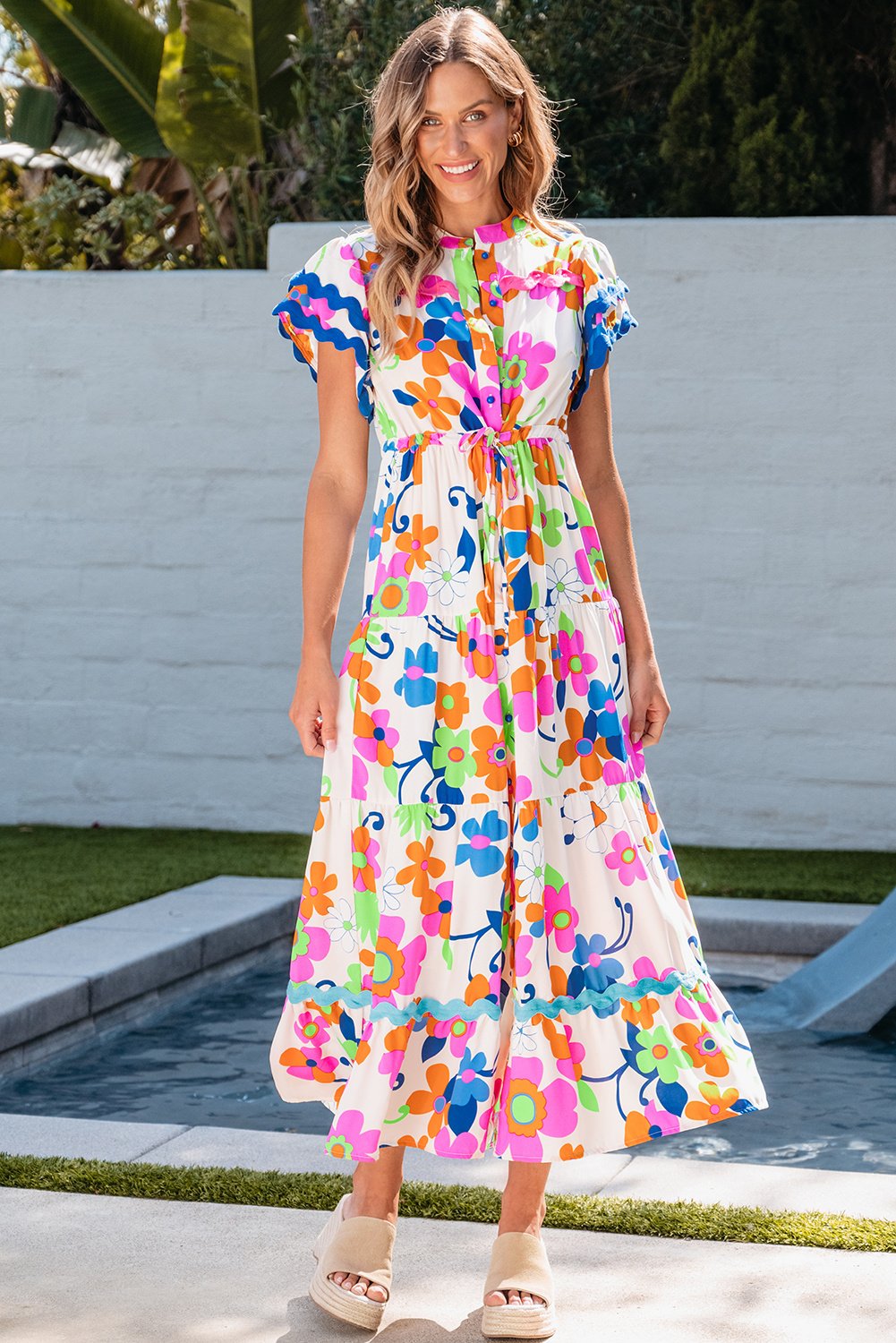 Blumen-Midi-Kleid mit Stufenrock