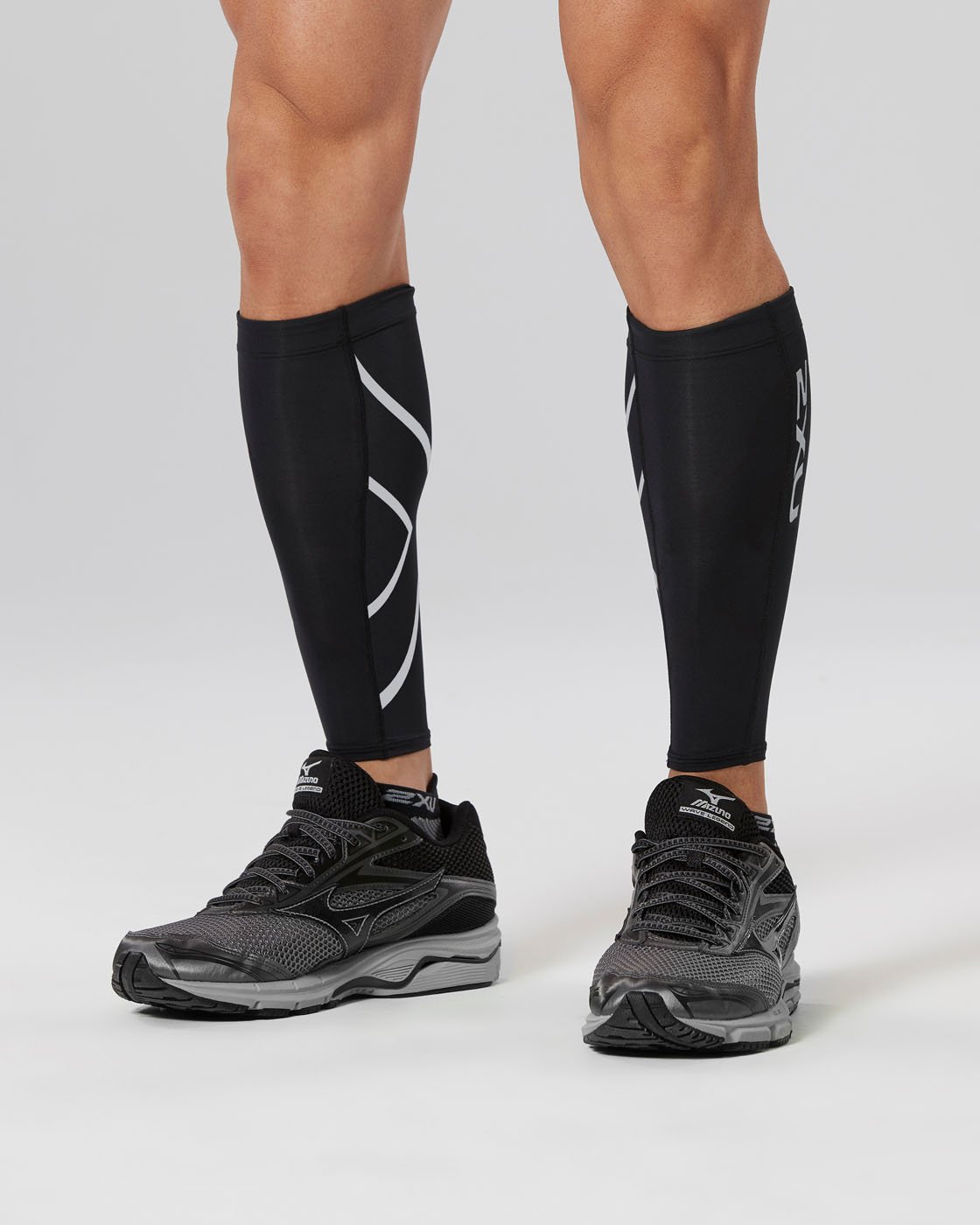 2XU -Komprimierung unisex schwarz/weiß flexibler Wachwächter