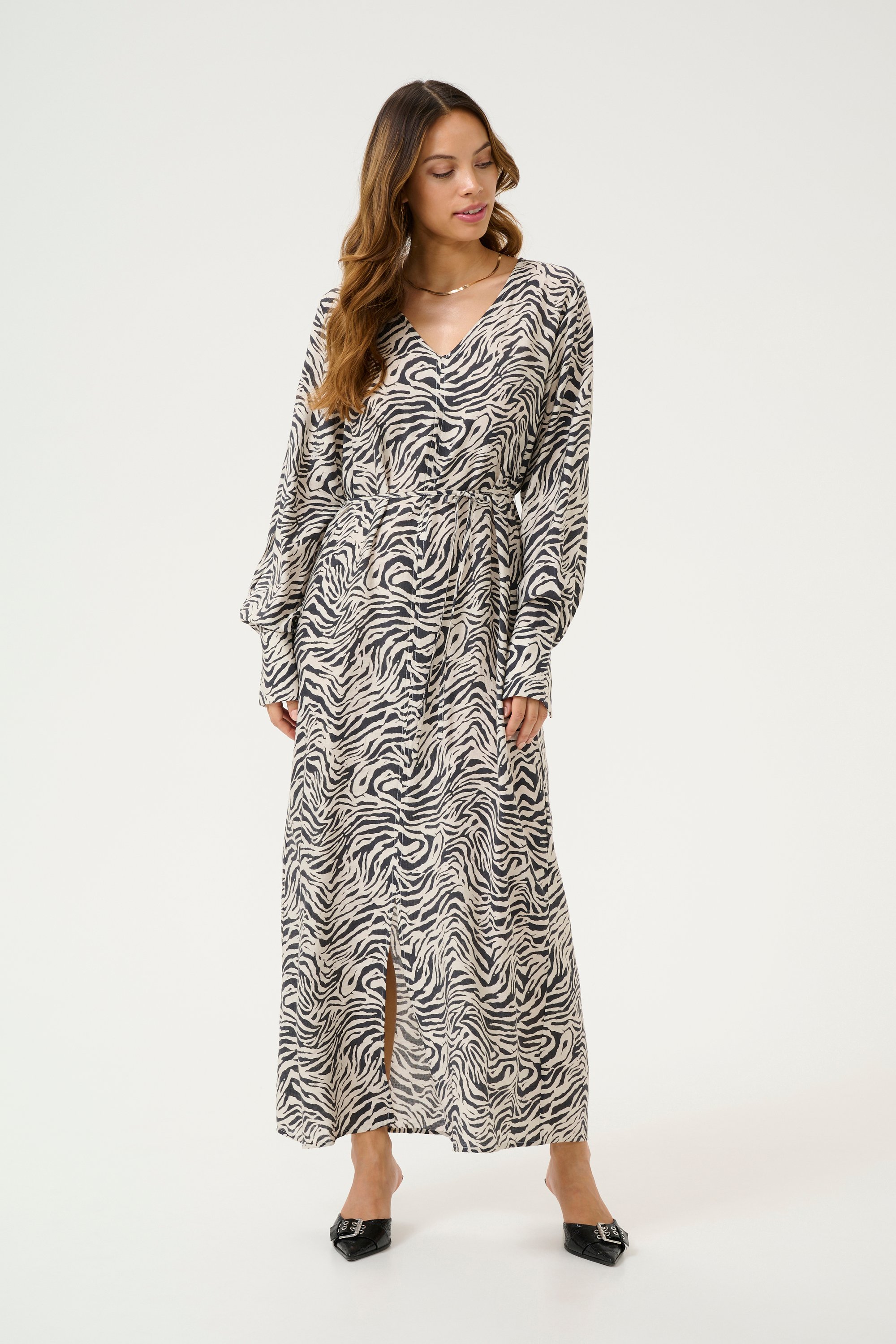 Kleid Loose fit Black Oyster/Moonstruck Animal dark grey
