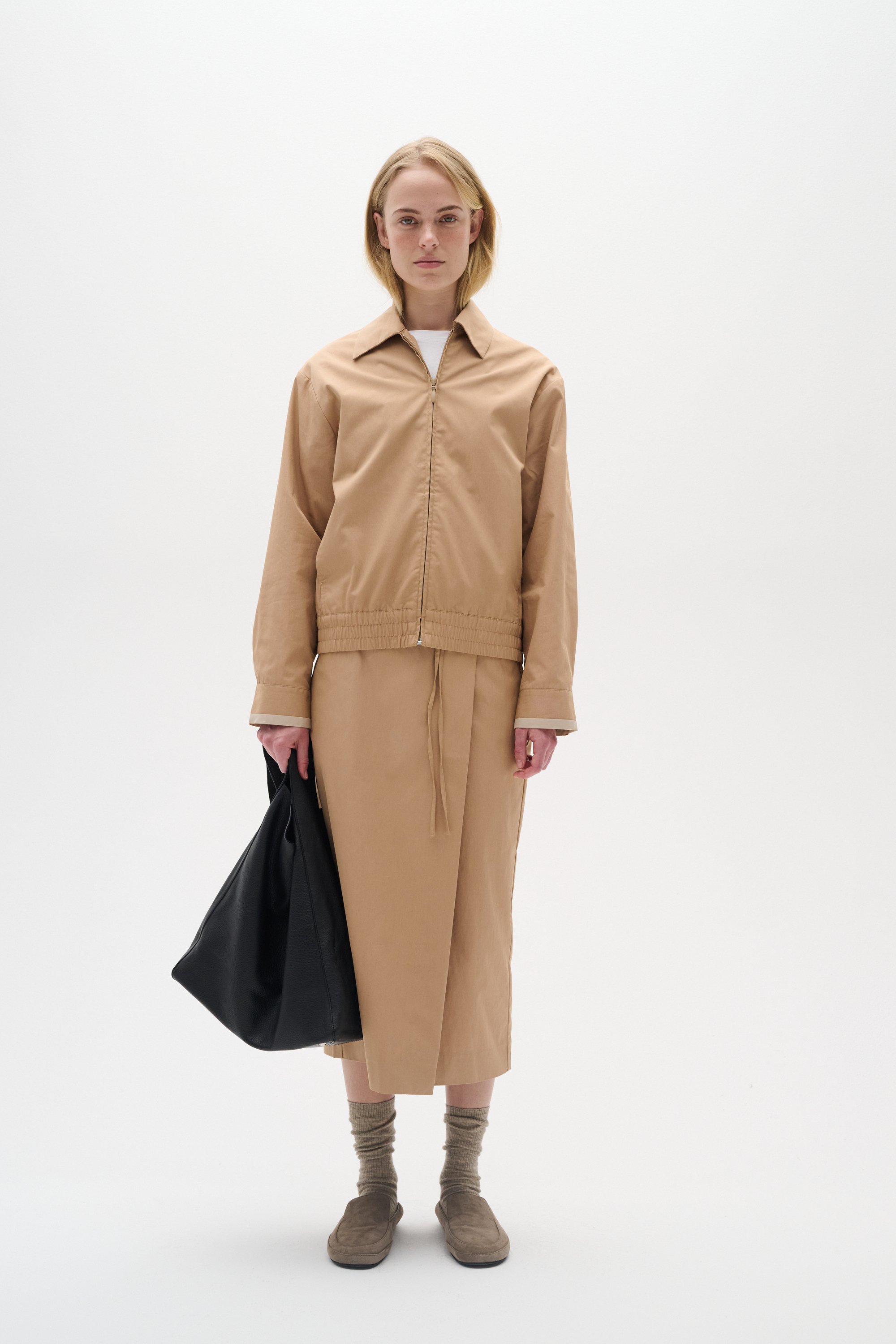 Rock Pencil shape Tannin beige