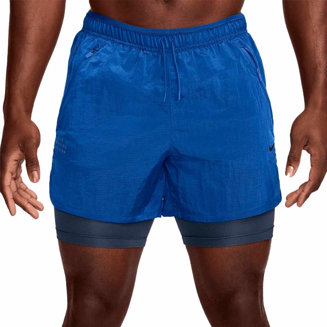 Nike Stride Running Division Dri-fit Shorts In Dunkelblau