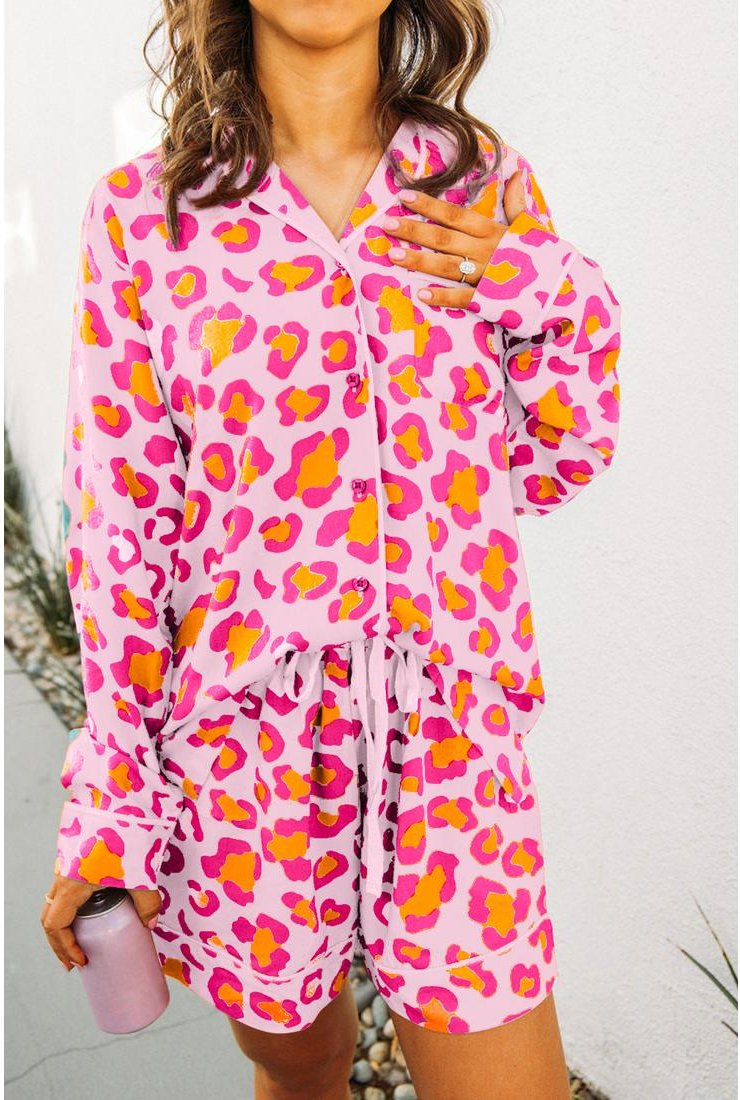 Thumbnail - Azura Exchange Pink Leopard Print Langarmshirt und Shorts Schlafanzug Set