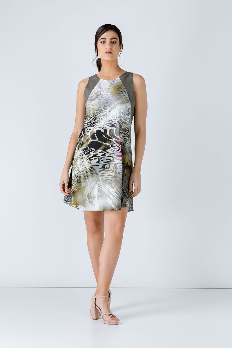Kleid mit Tiermuster in Khaki