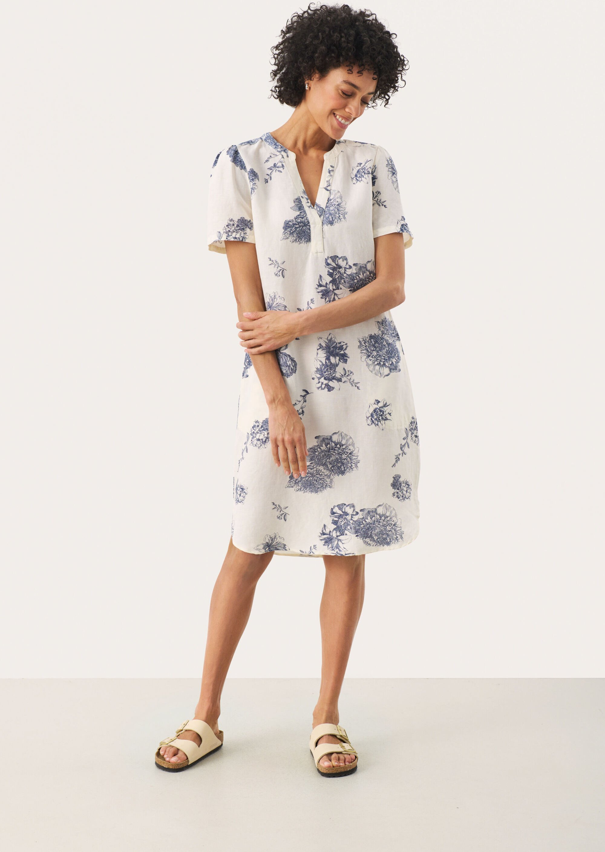 Thumbnail - Kleid Gerade Passform white blue