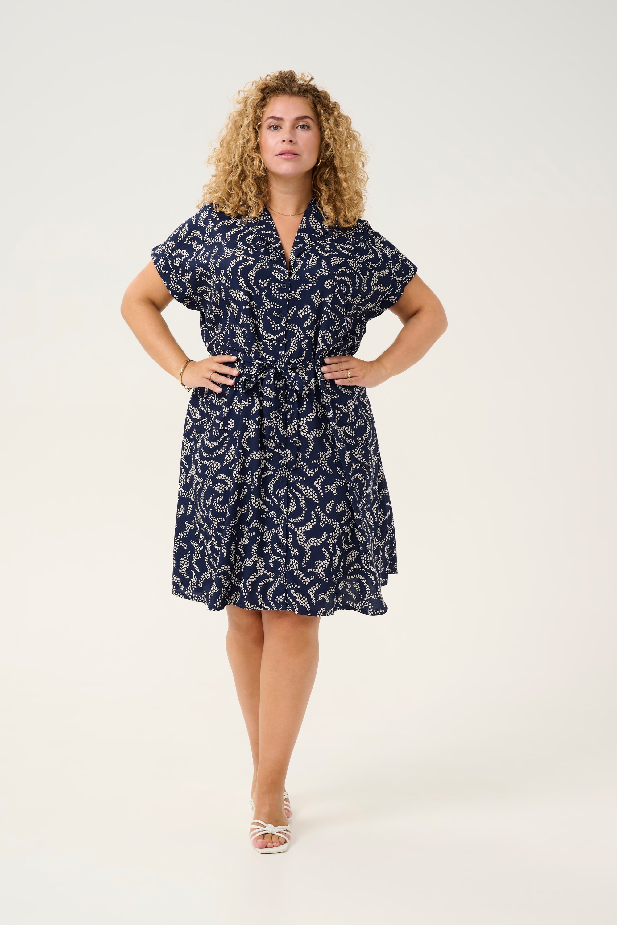 Kleid Regular fit Midnight Marine Lace Print marine