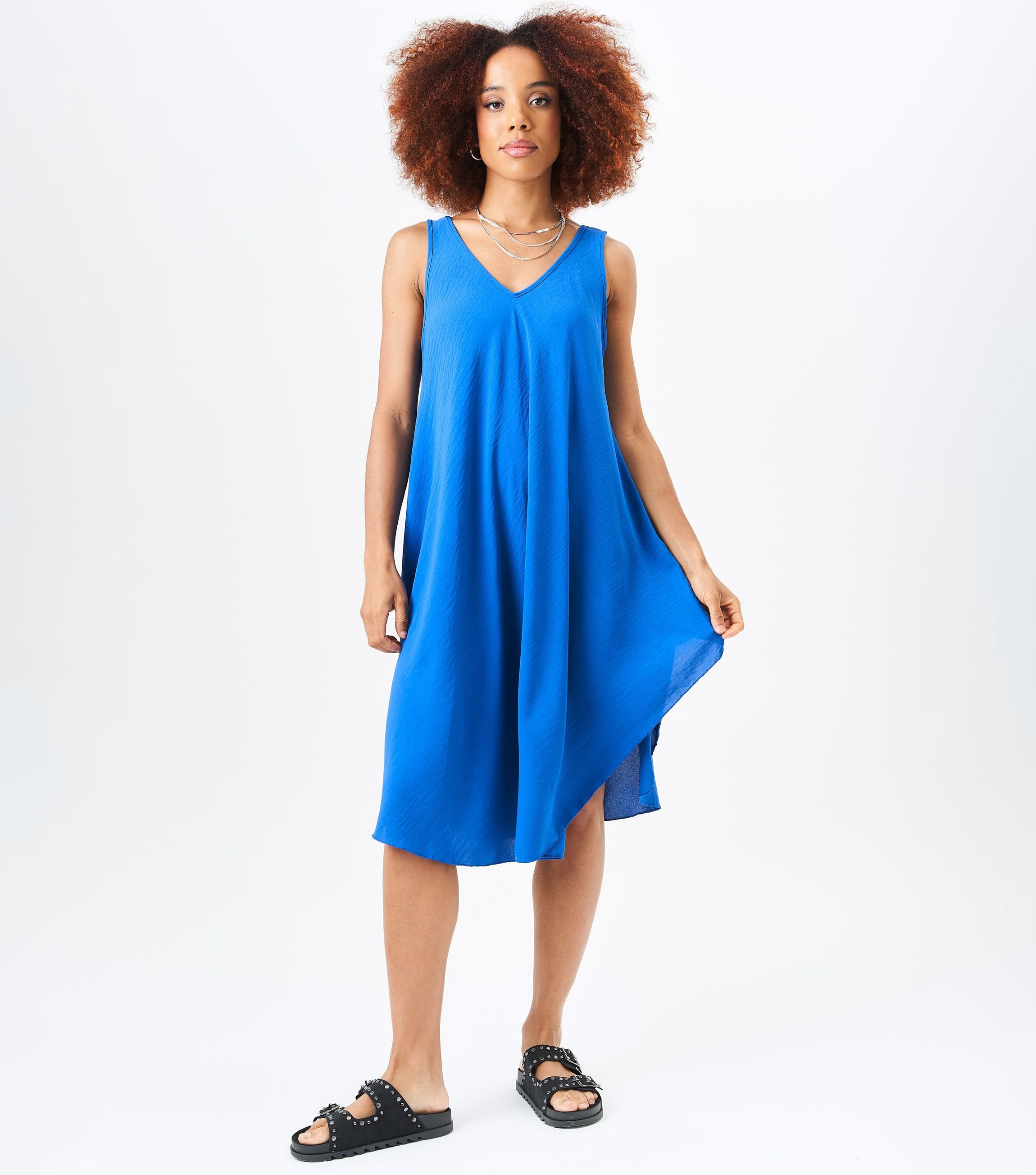 Blaues strukturiertes gewebtes Kleid mit übergroßen Trägern