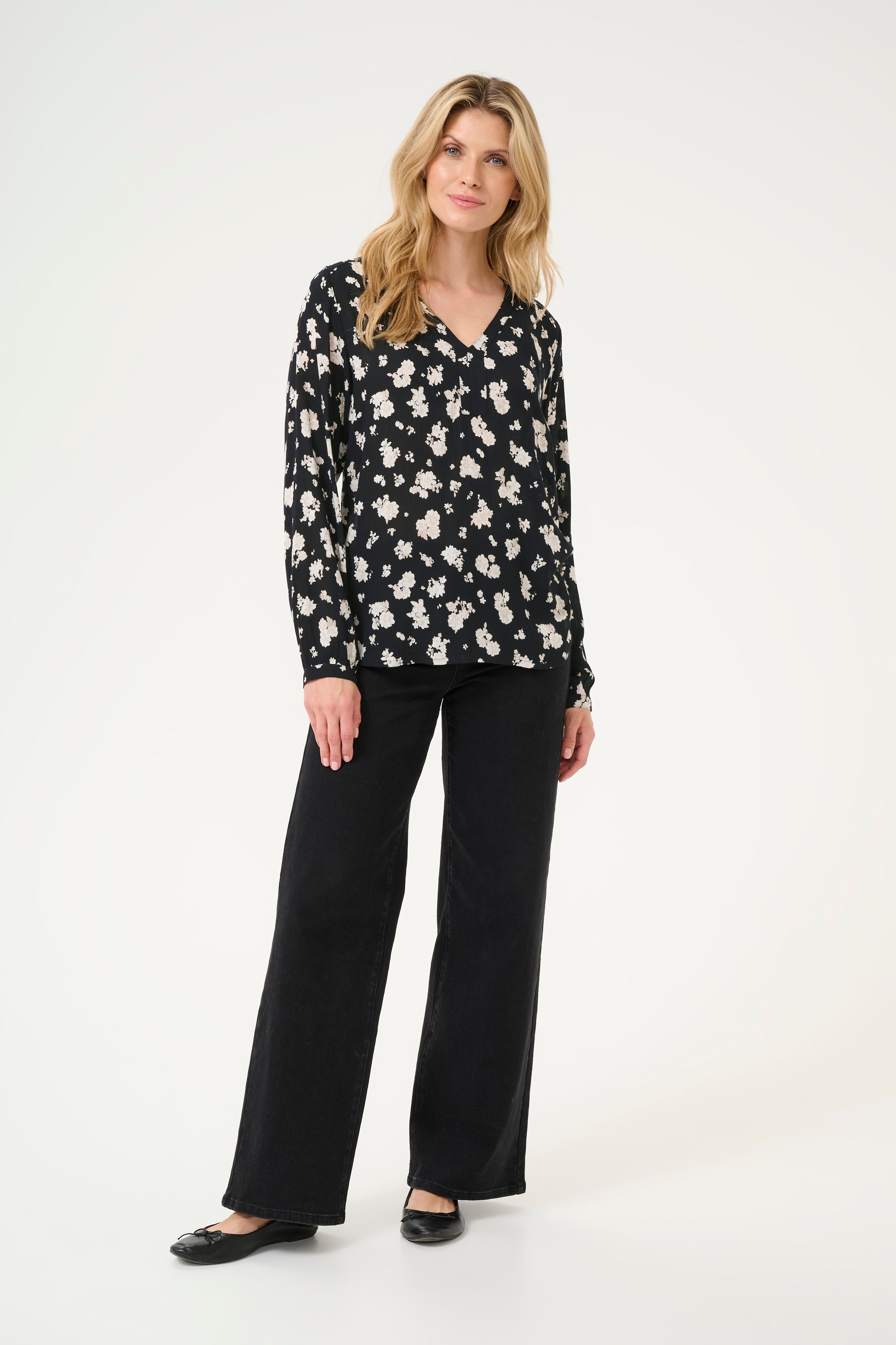 Langarm-Bluse Regular fit Black/White Flower Print floral