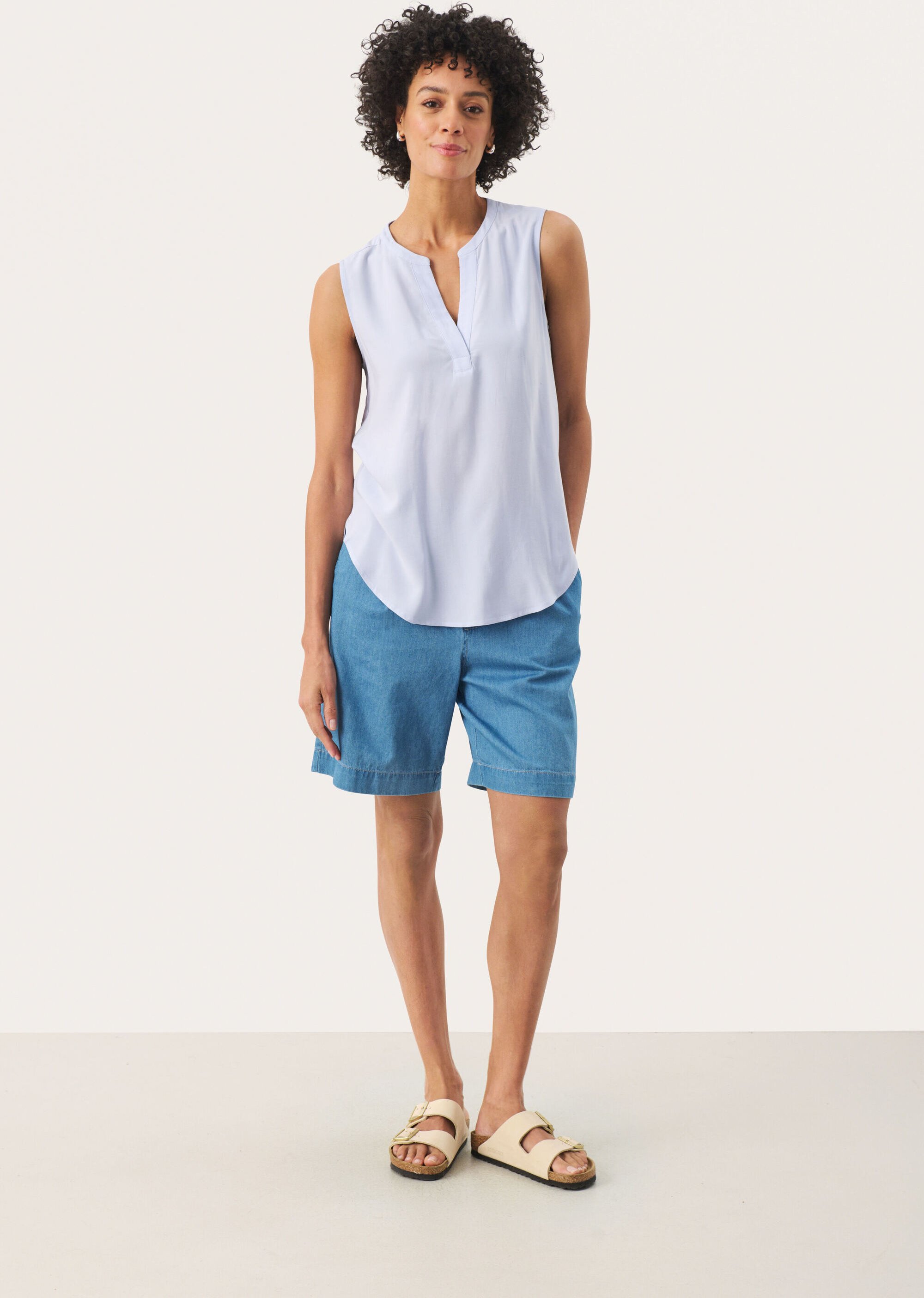 Thumbnail - Ärmellose Bluse Relaxed fit Heather pale blue