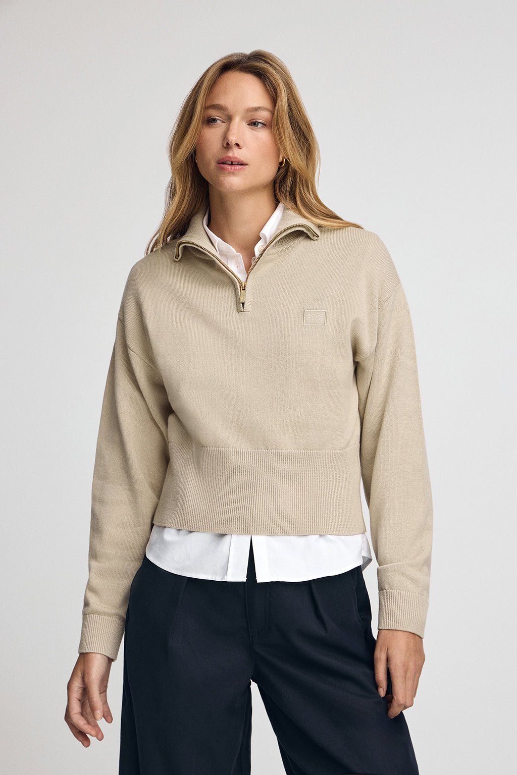 Pullover beige mit halbem Reißverschluss aus Baumwolle