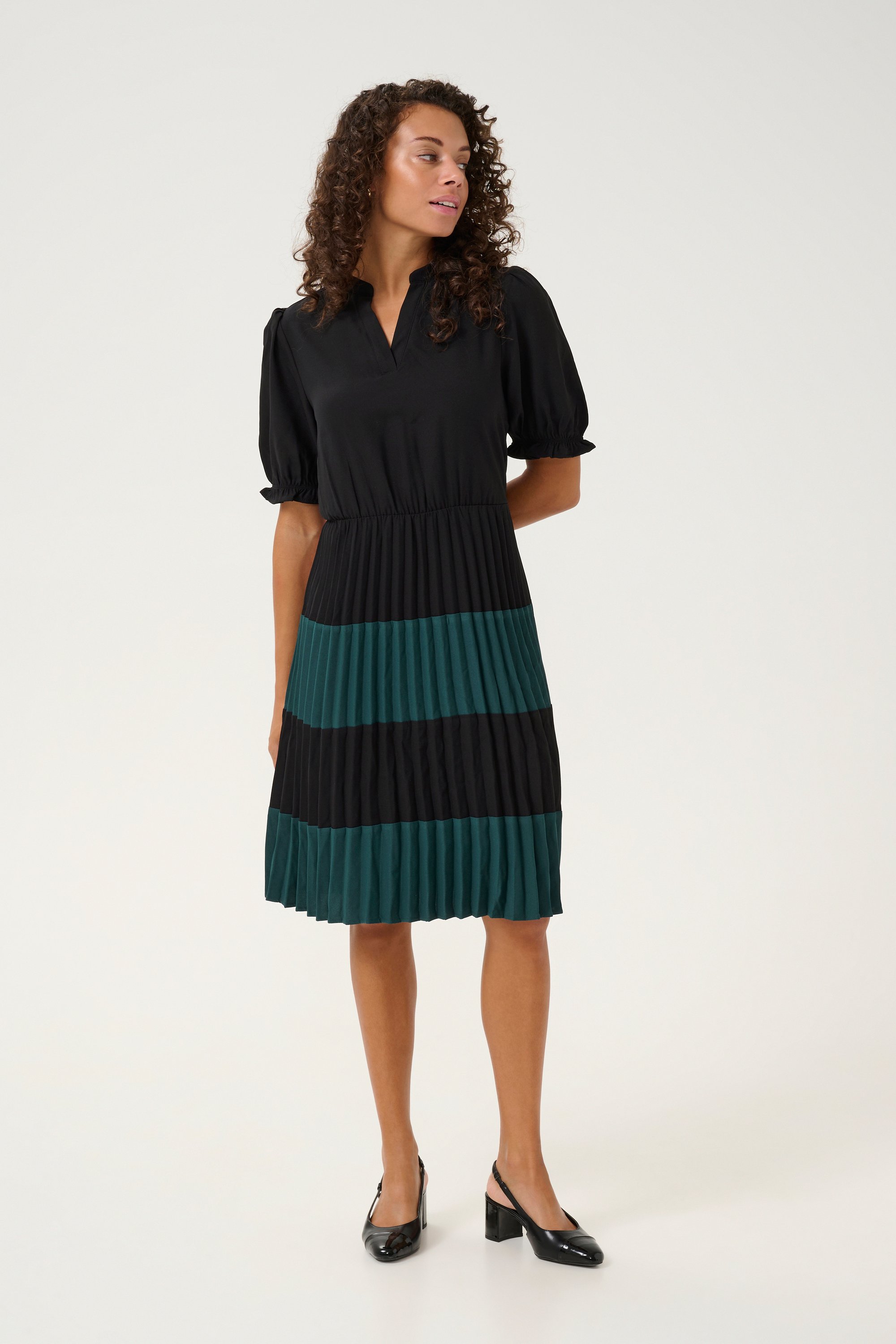 Kleid Feminine black green