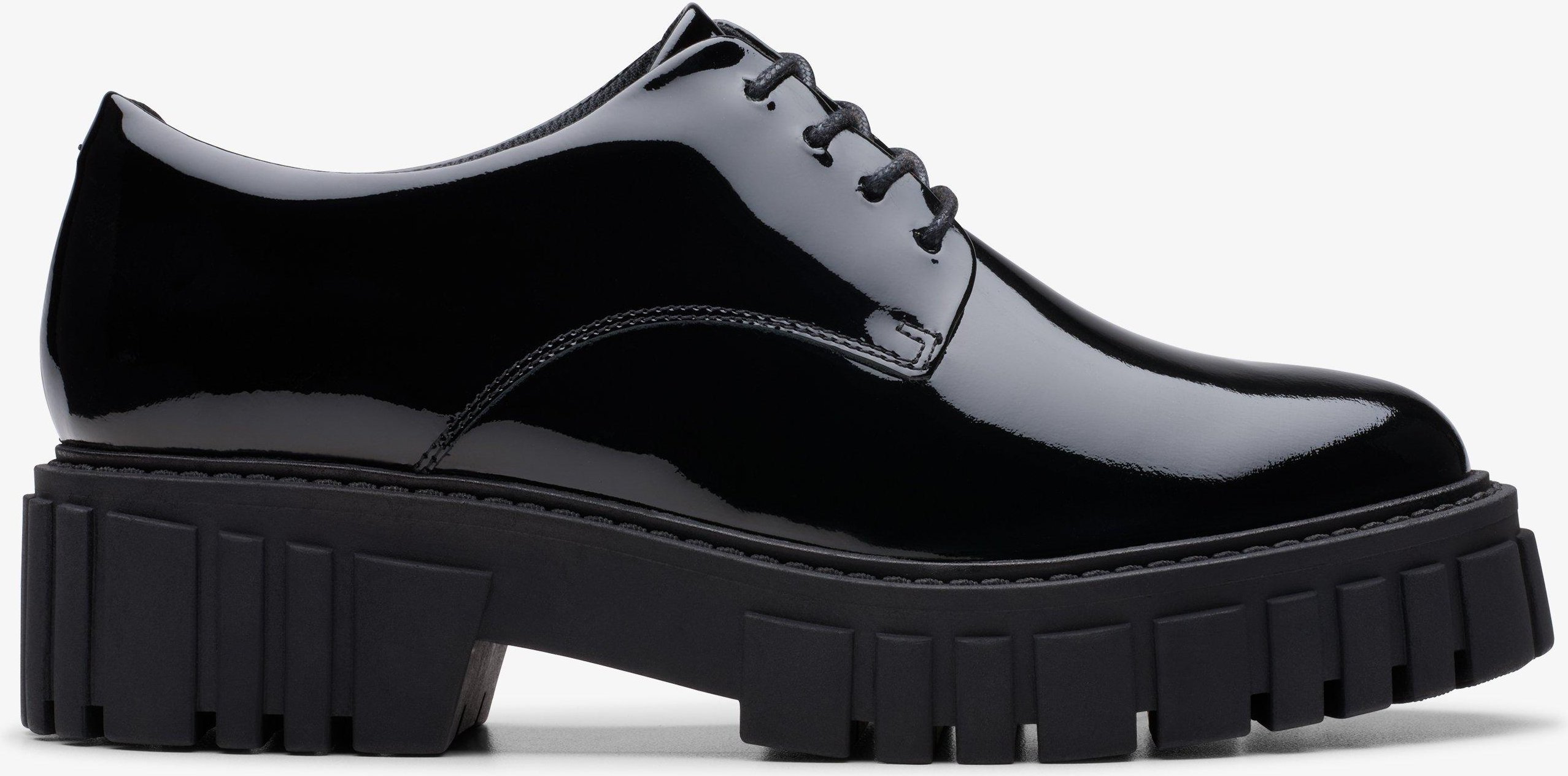 Page Walk Black Pat Schuhe