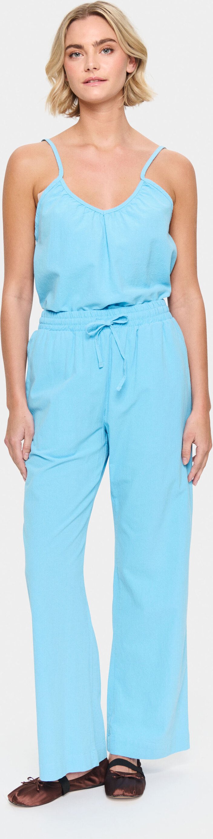 Casual Hose Gerade Passform Ethereal Blue