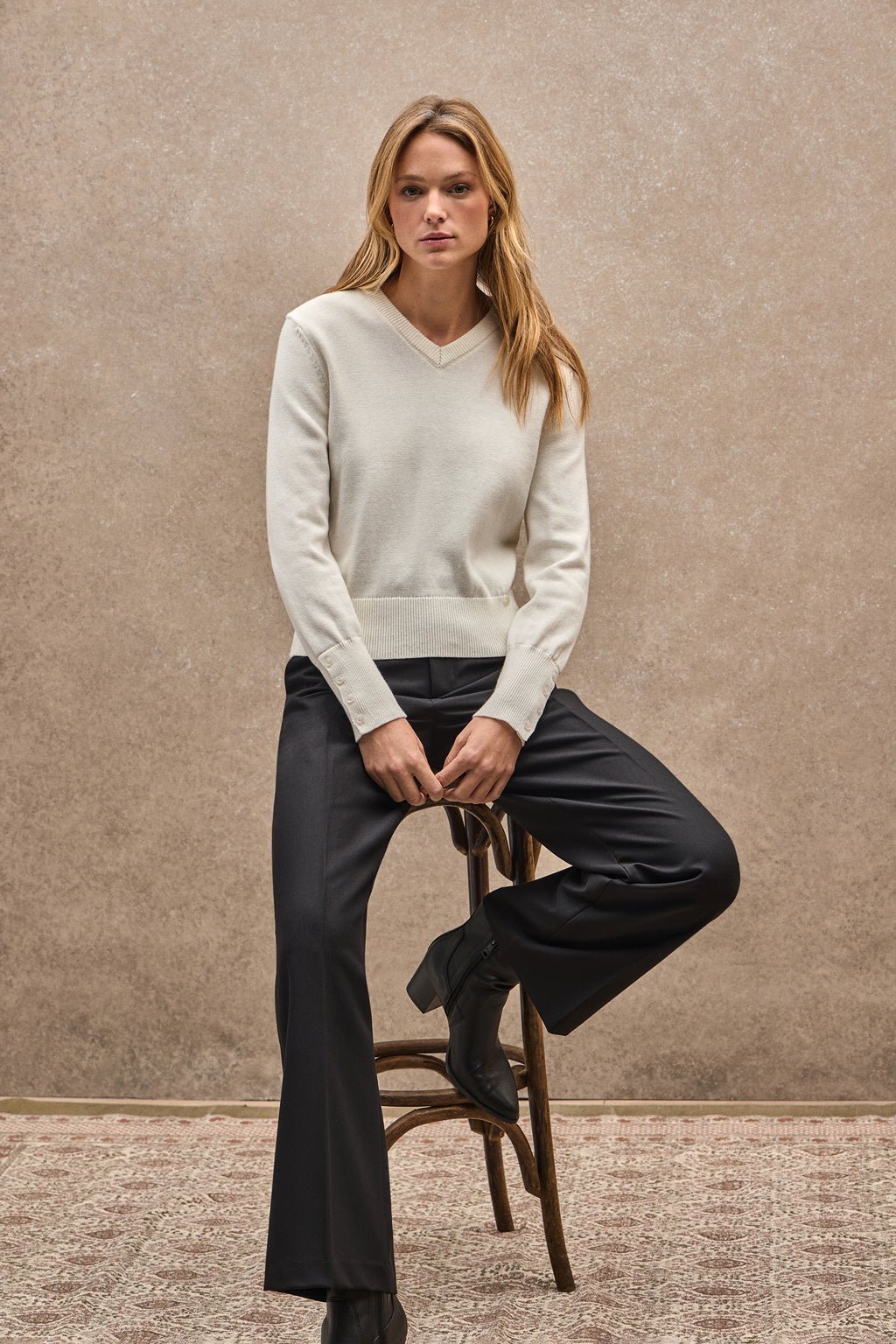 Pullover ecru aus Wollgemisch mit Knopfmanschetten und perlmuttfarbenem Polo Club-Knopf