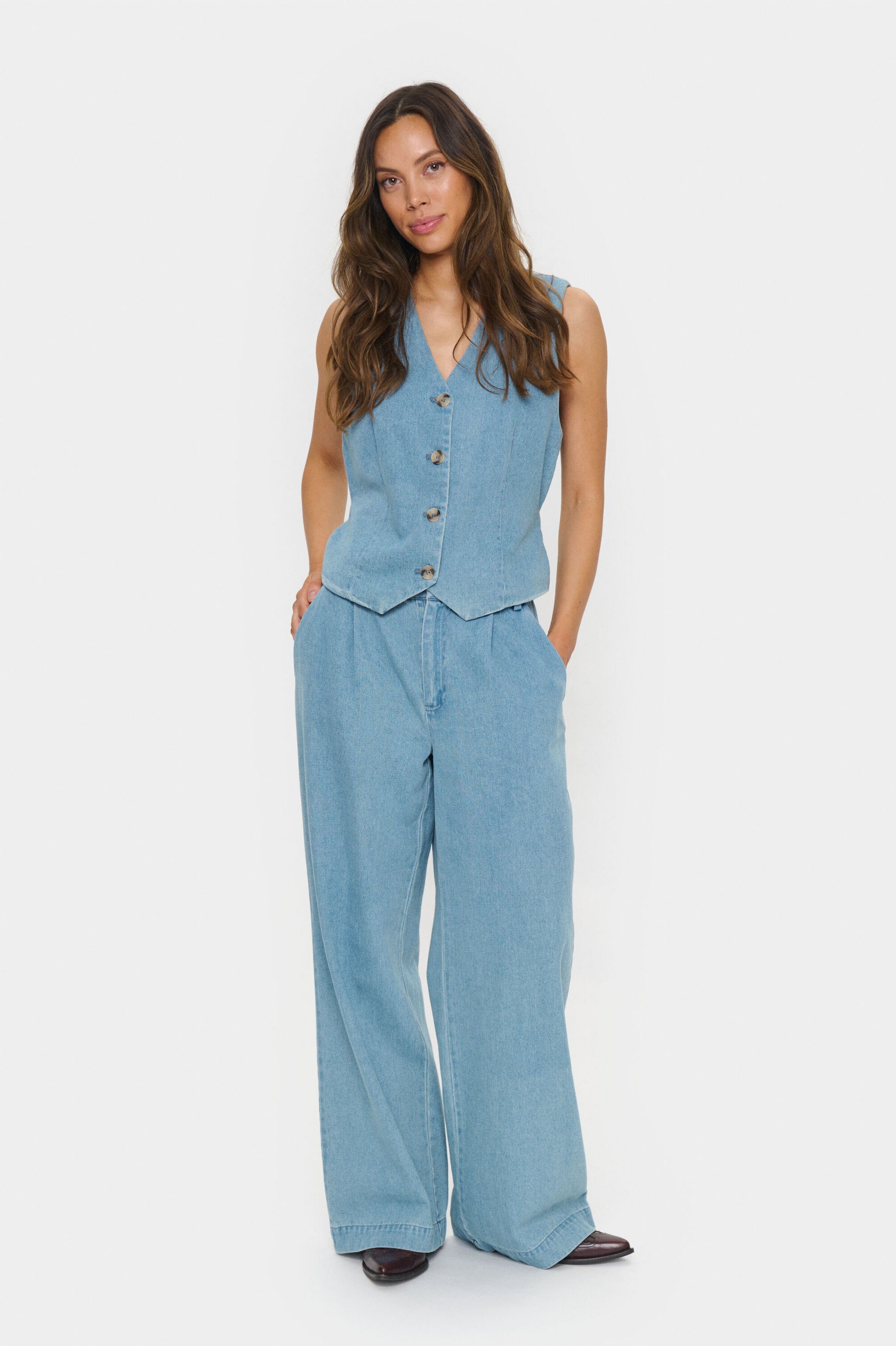 Casual Hose Gerade Passform Smoke Blue