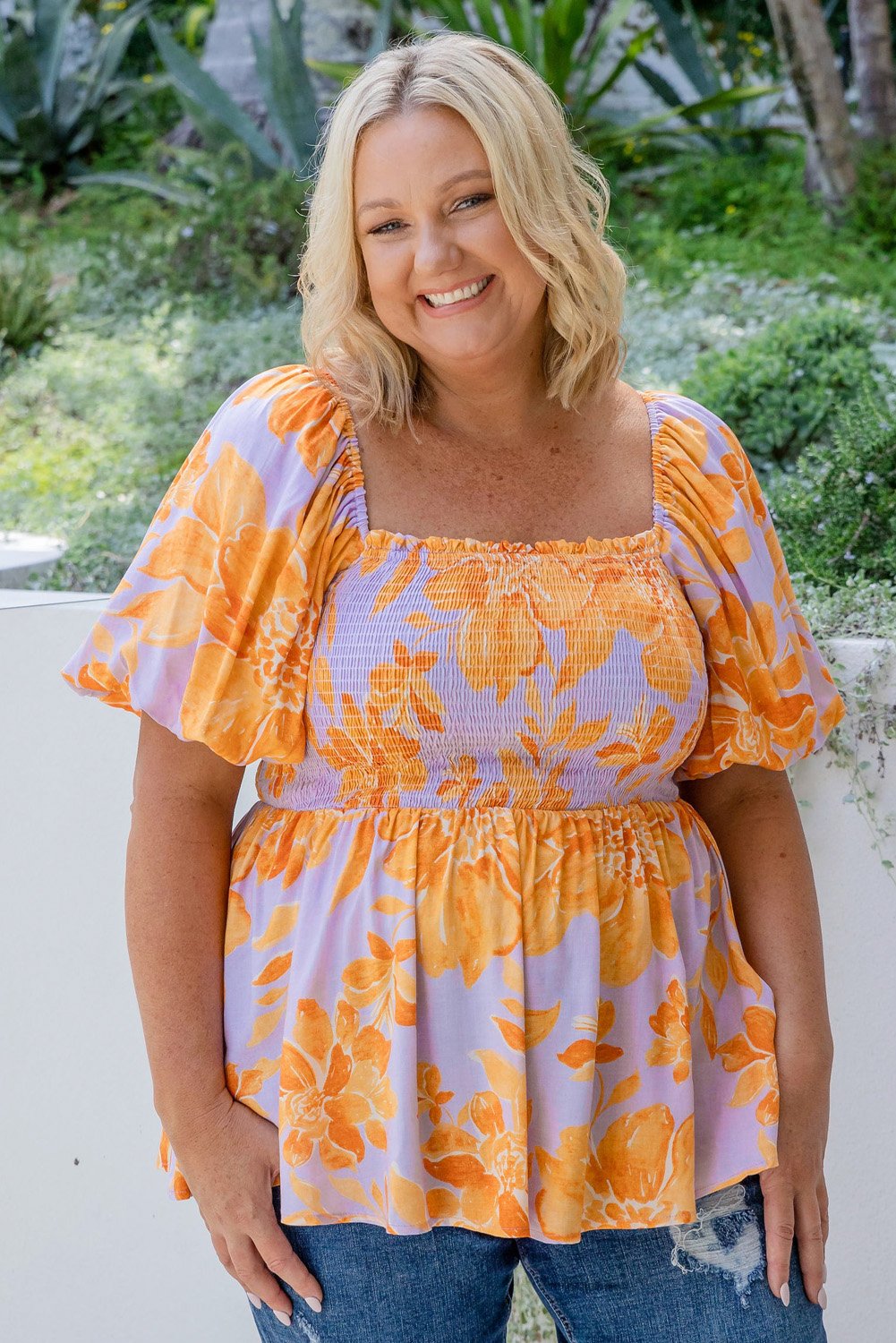 Bluse mit Floral-Smoking und Puffärmeln