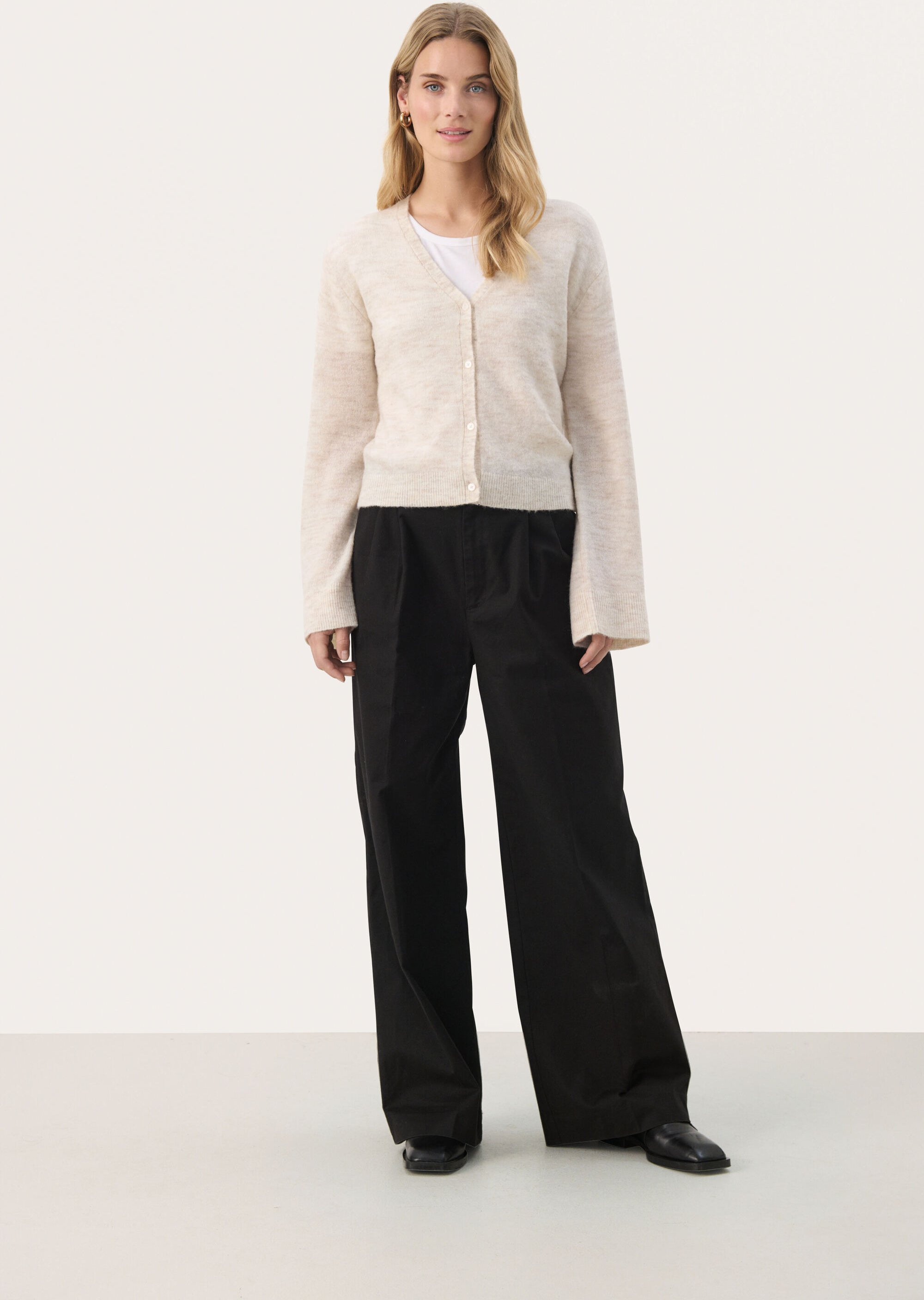 Strickjacke Easy fit beige