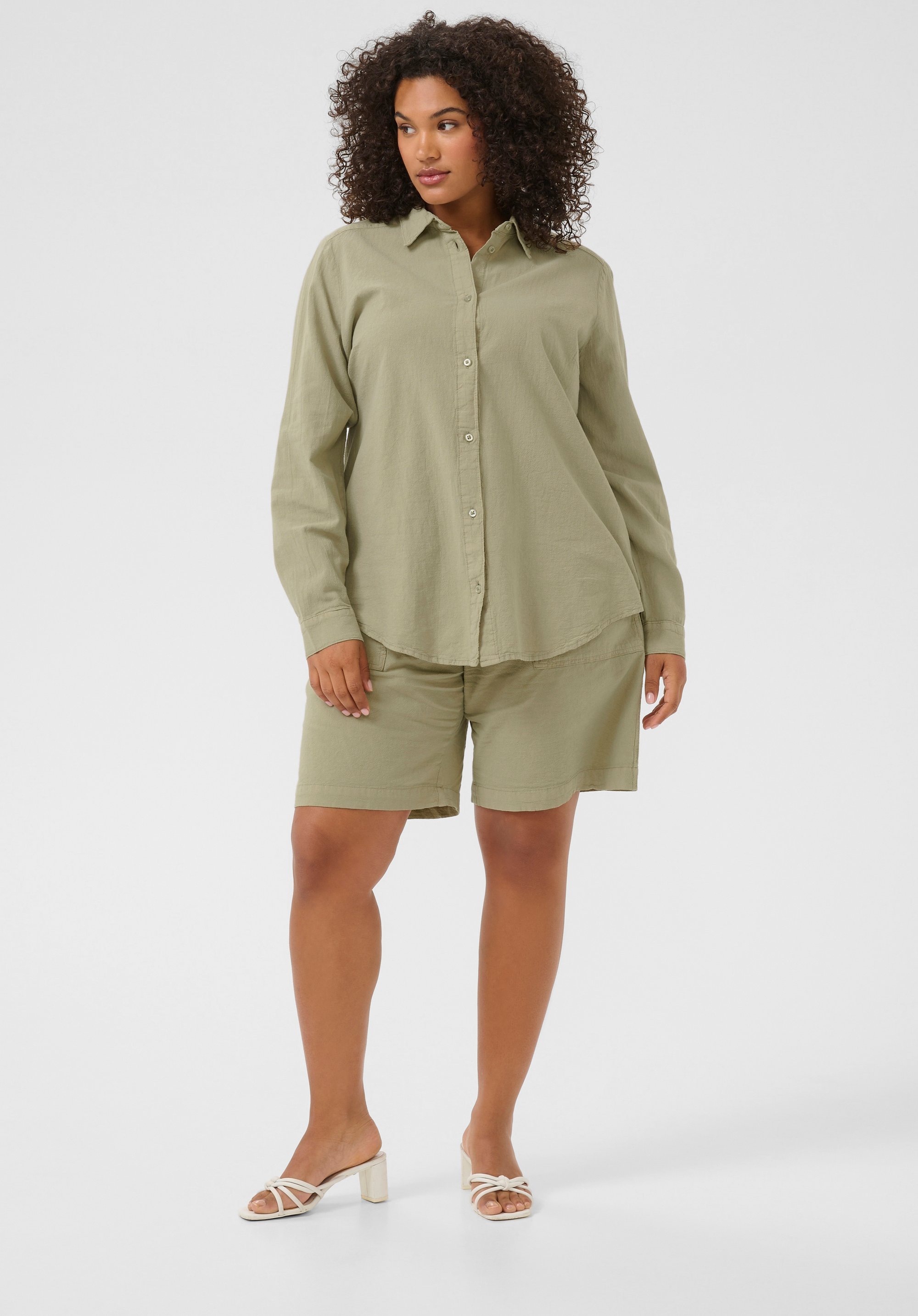 Langarm - Hemd Regular fit Seagrass green