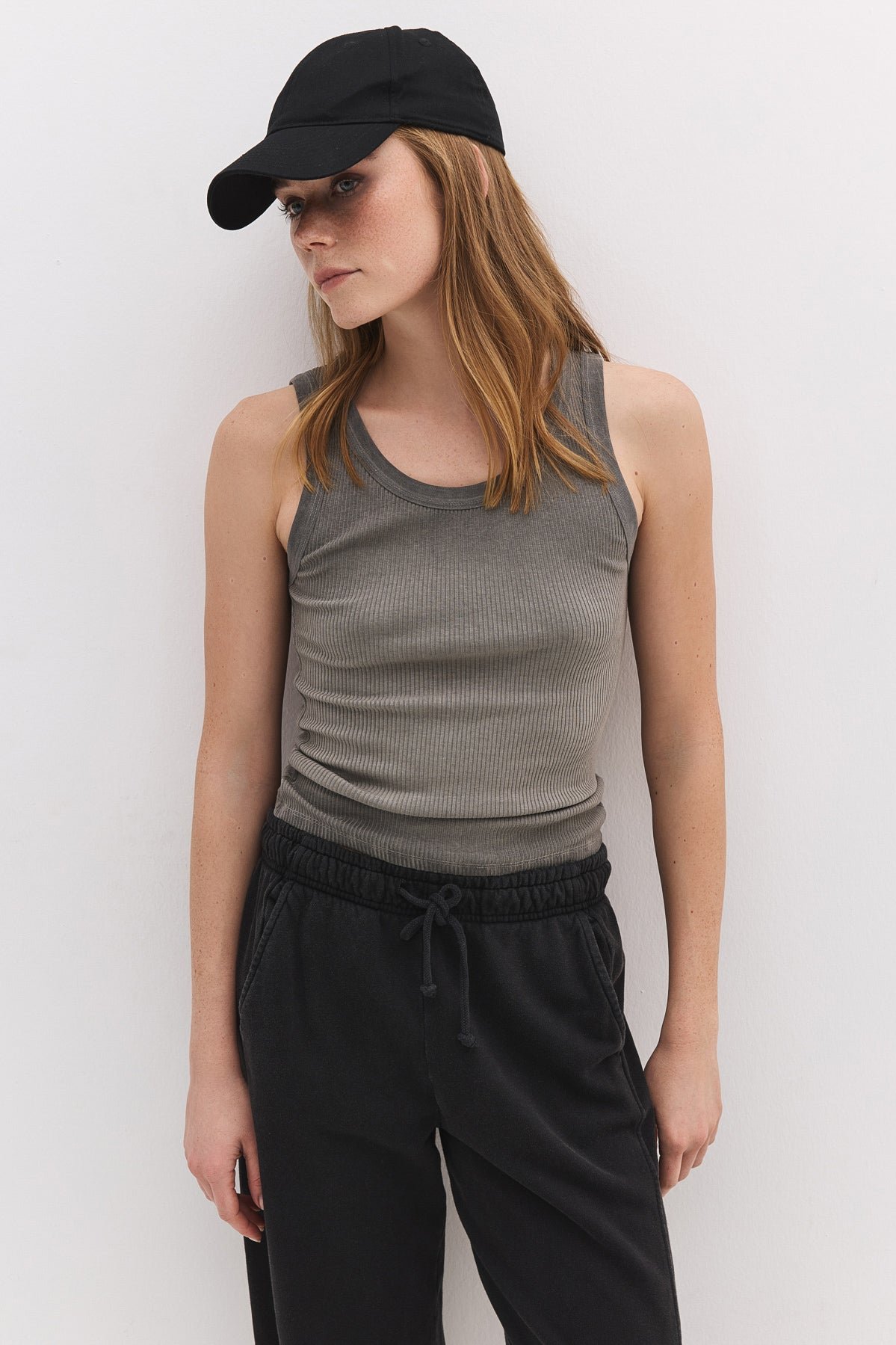 Thumbnail - Ärmelloser Bodysuit mit Ölwaschung