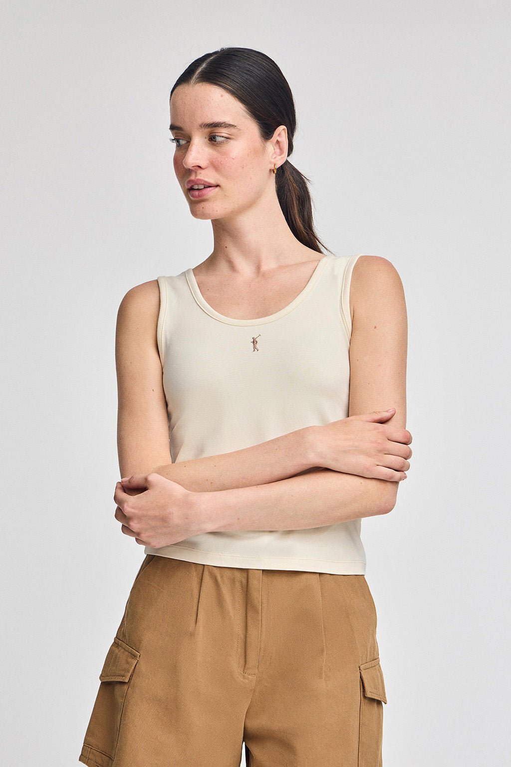 Trägertop naturweiß mit Rigby Go Stickerei