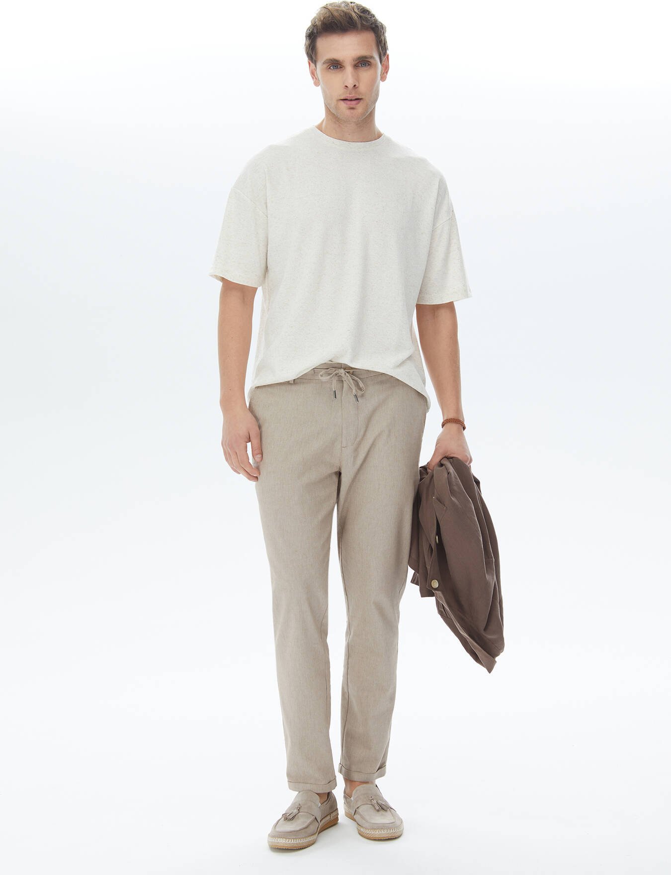 Jacquard-T-Shirt aus Leinenmischung mit Rundhalsausschnitt