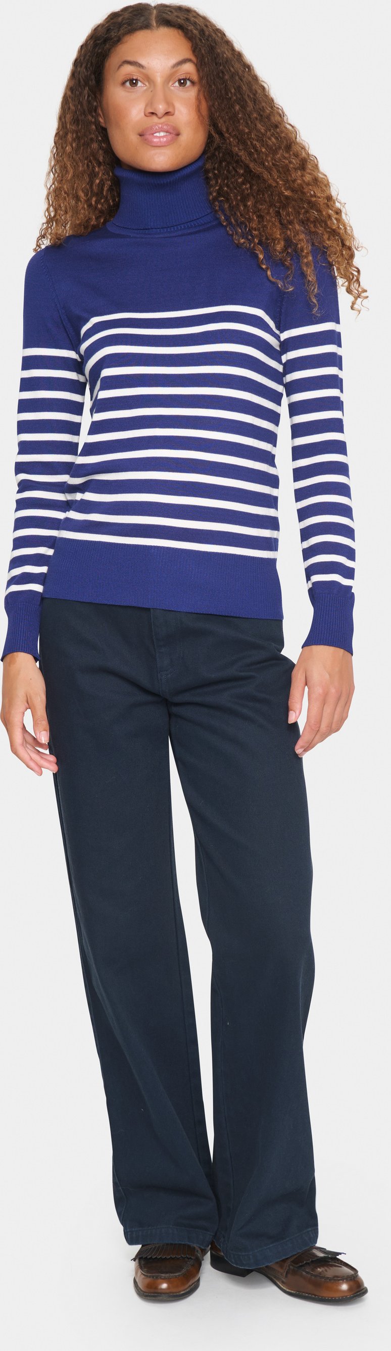 Rollkragen Gerade Passform blue