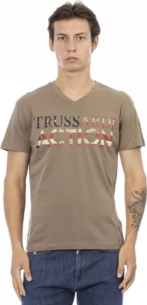 V-Ausschnitt T-Shirt mit amerikanischer Flagge