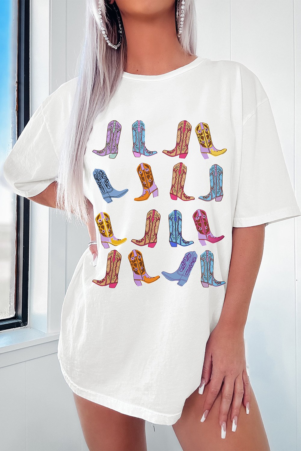 Weiße Westerner Cowgirl Stiefel Grafik Crewneck Tunika T-Shirt