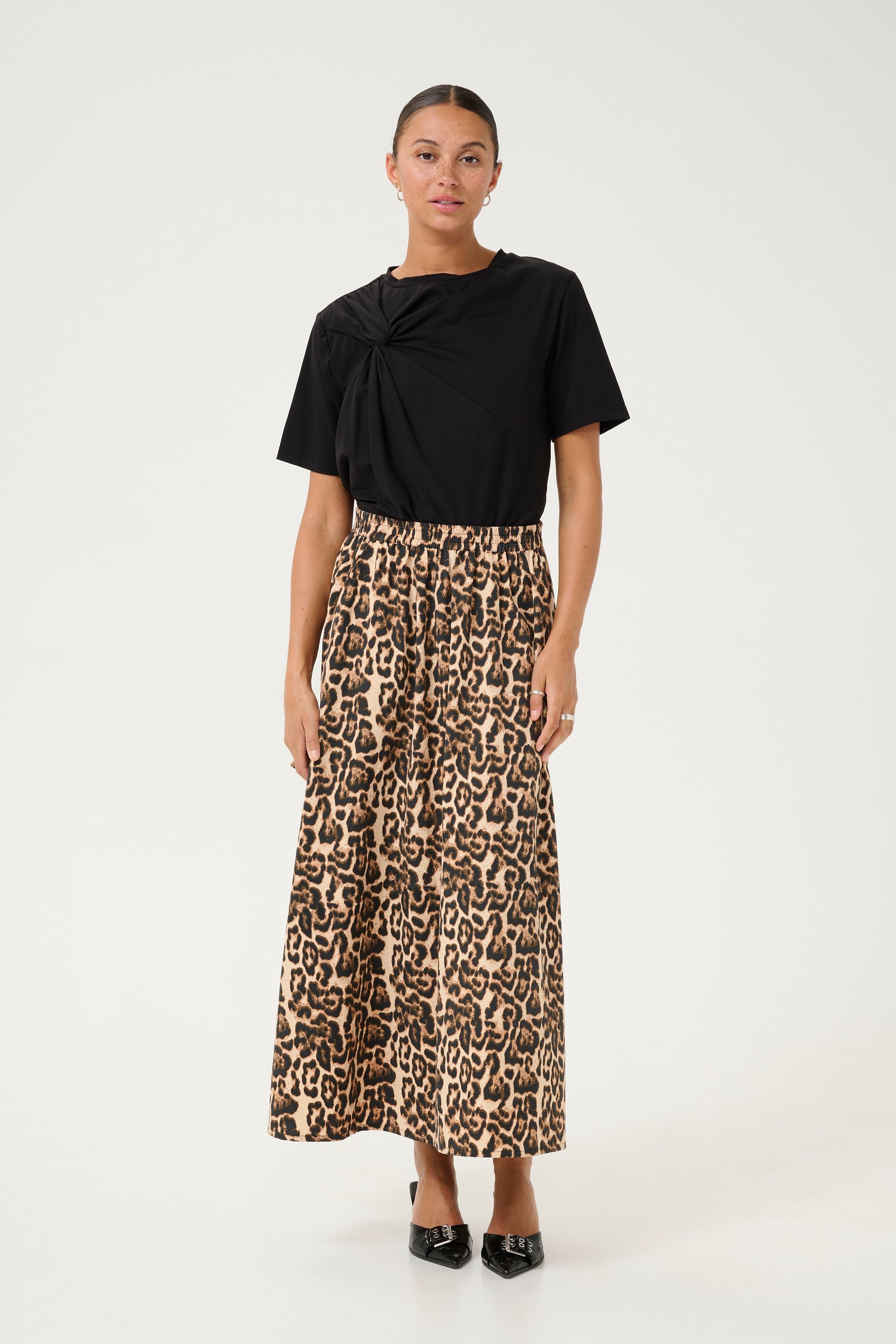 T-shirt Regular fit Black