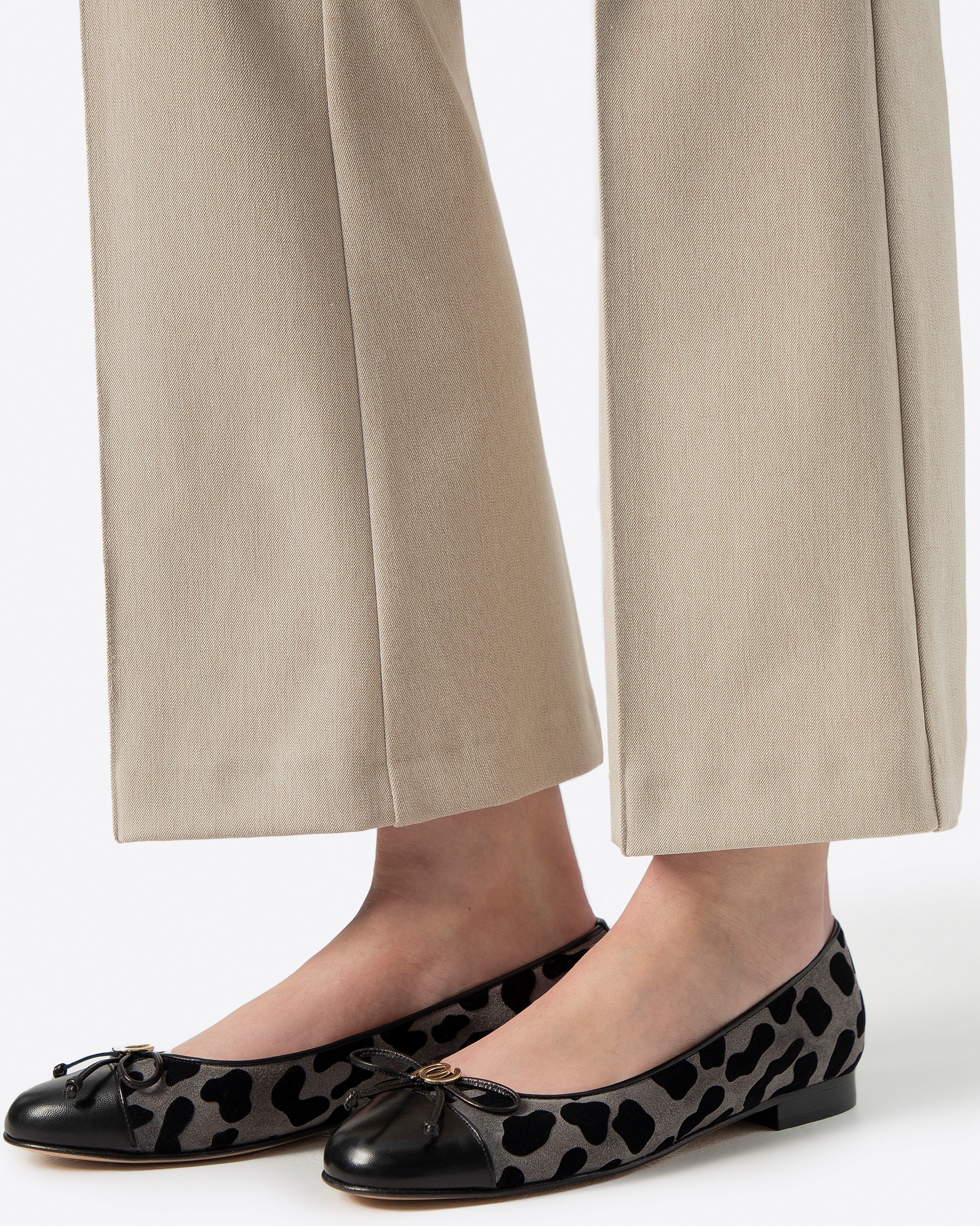 Wittchen Damen-Ballerinas mit Leopardenmuster aus echtem Leder, Grau und Schwarz