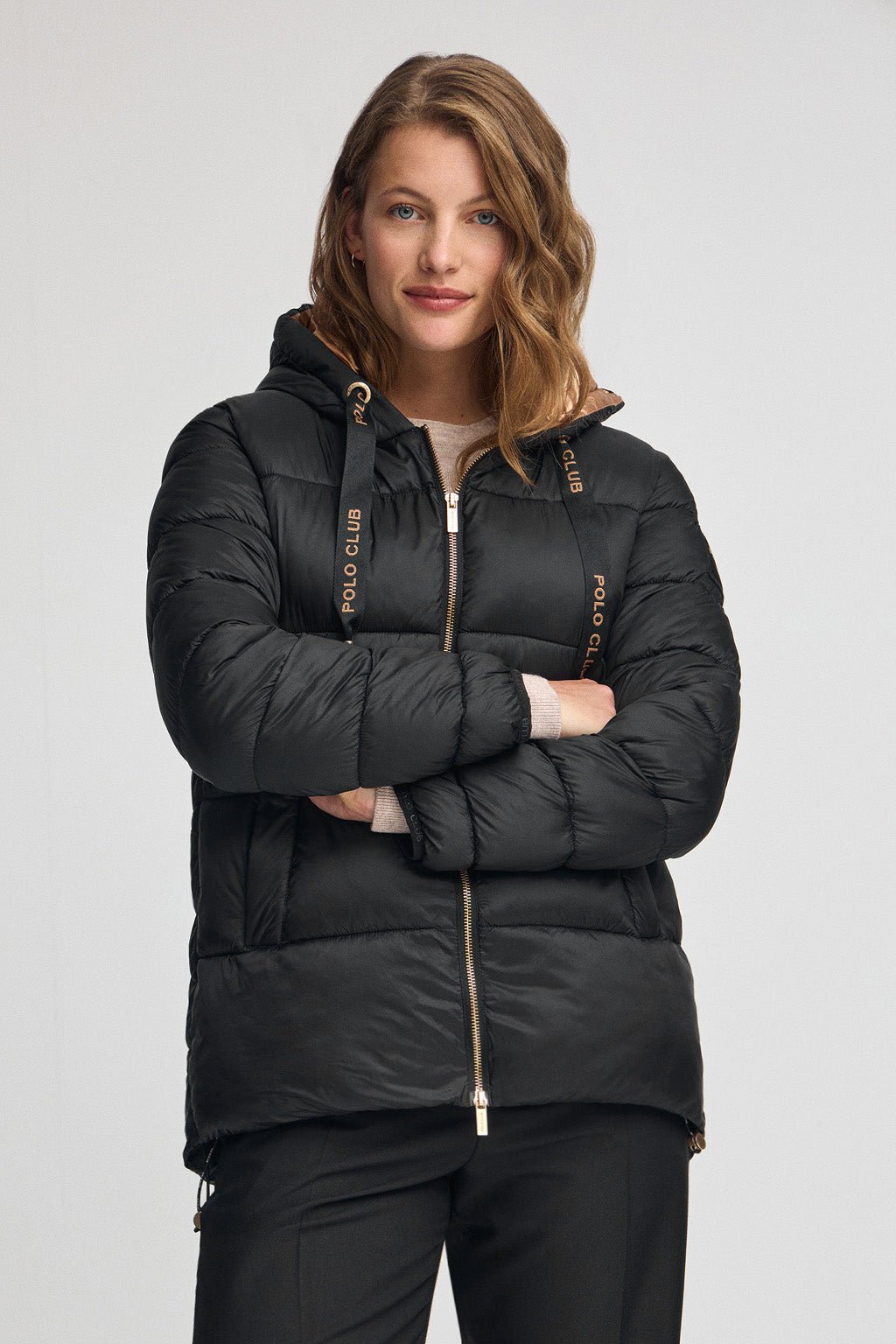 Jacke Ingrid schwarz mit Polo Club-Logo