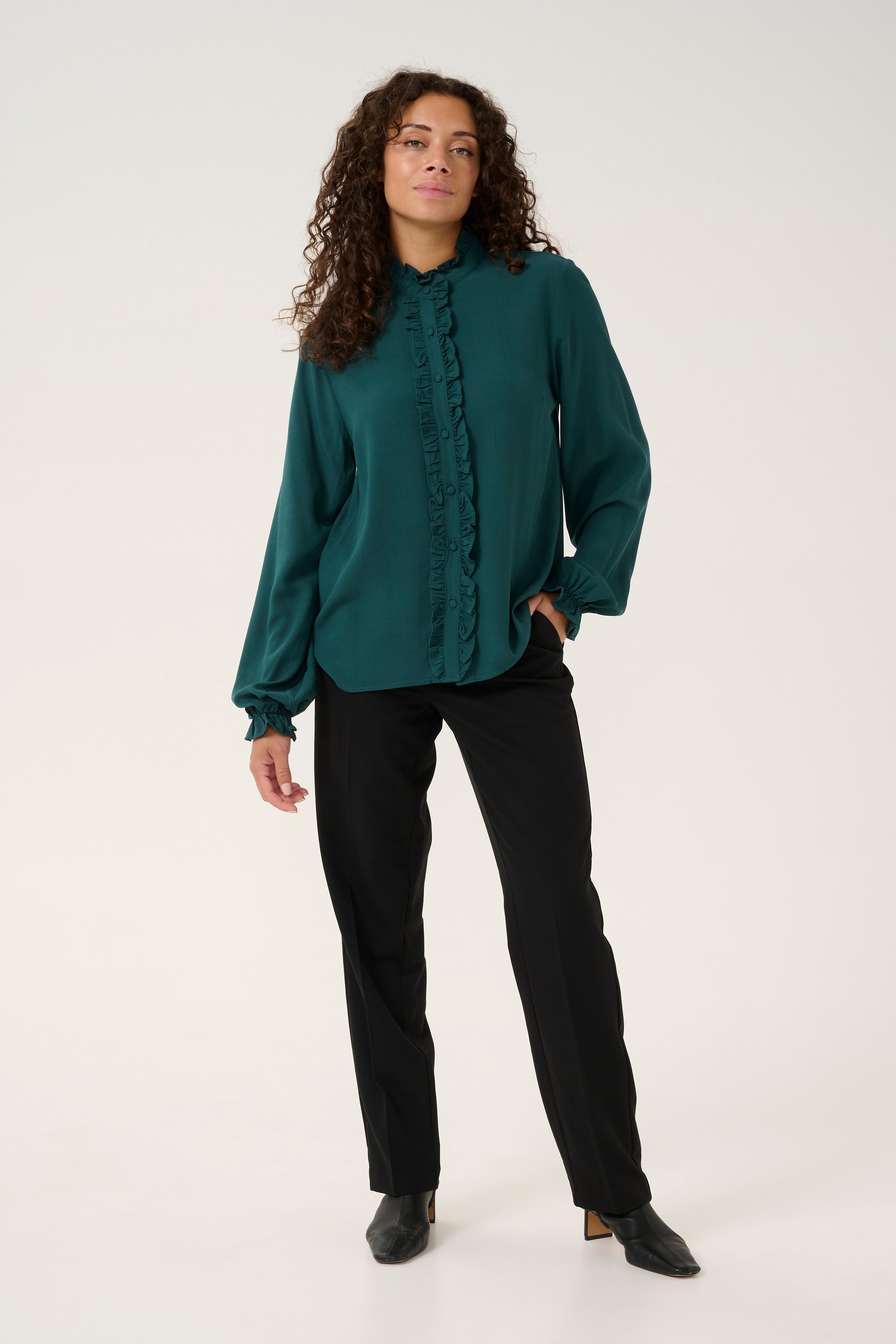 Thumbnail - Langarm - Hemd Feminine Sea Moss green