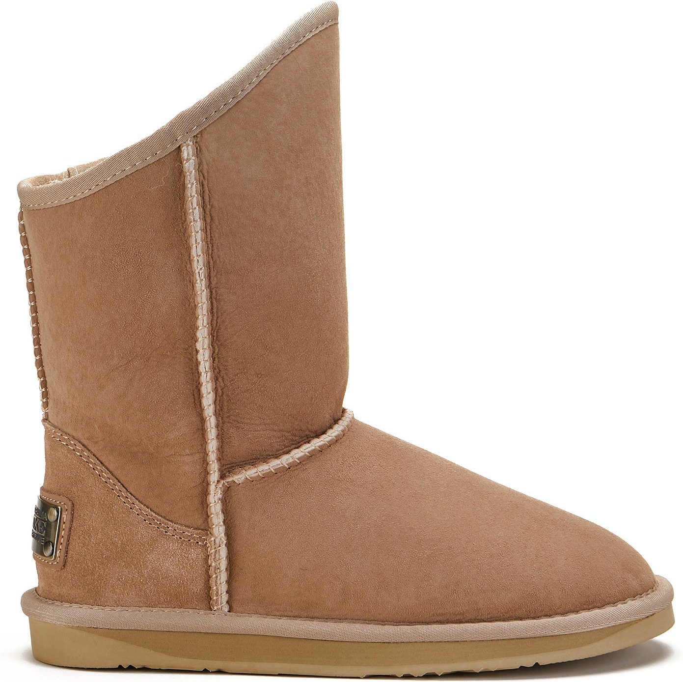 Gemütlicher kurzer Sand