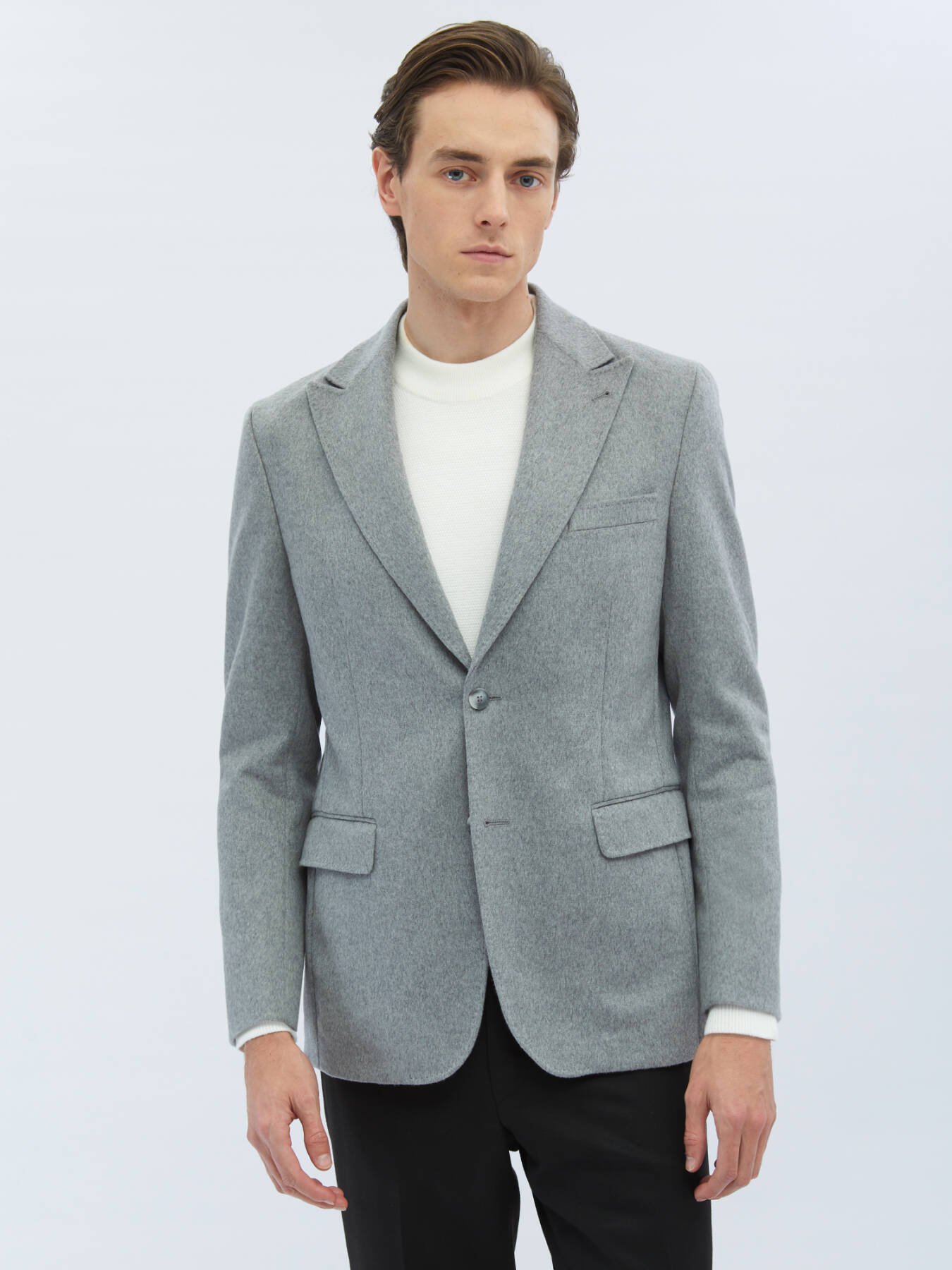 Schlichte Jacke aus Wollmischung mit moderner Passform