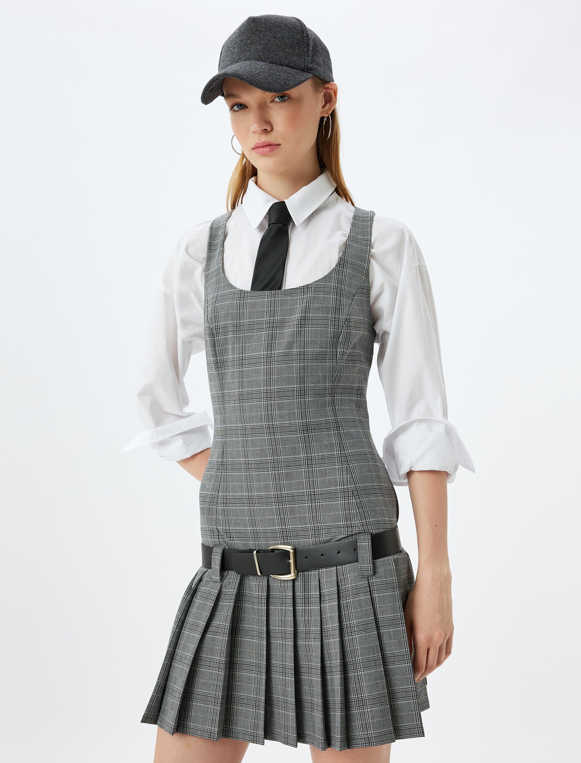 Koton Kleid Mini Länge Westenkleid