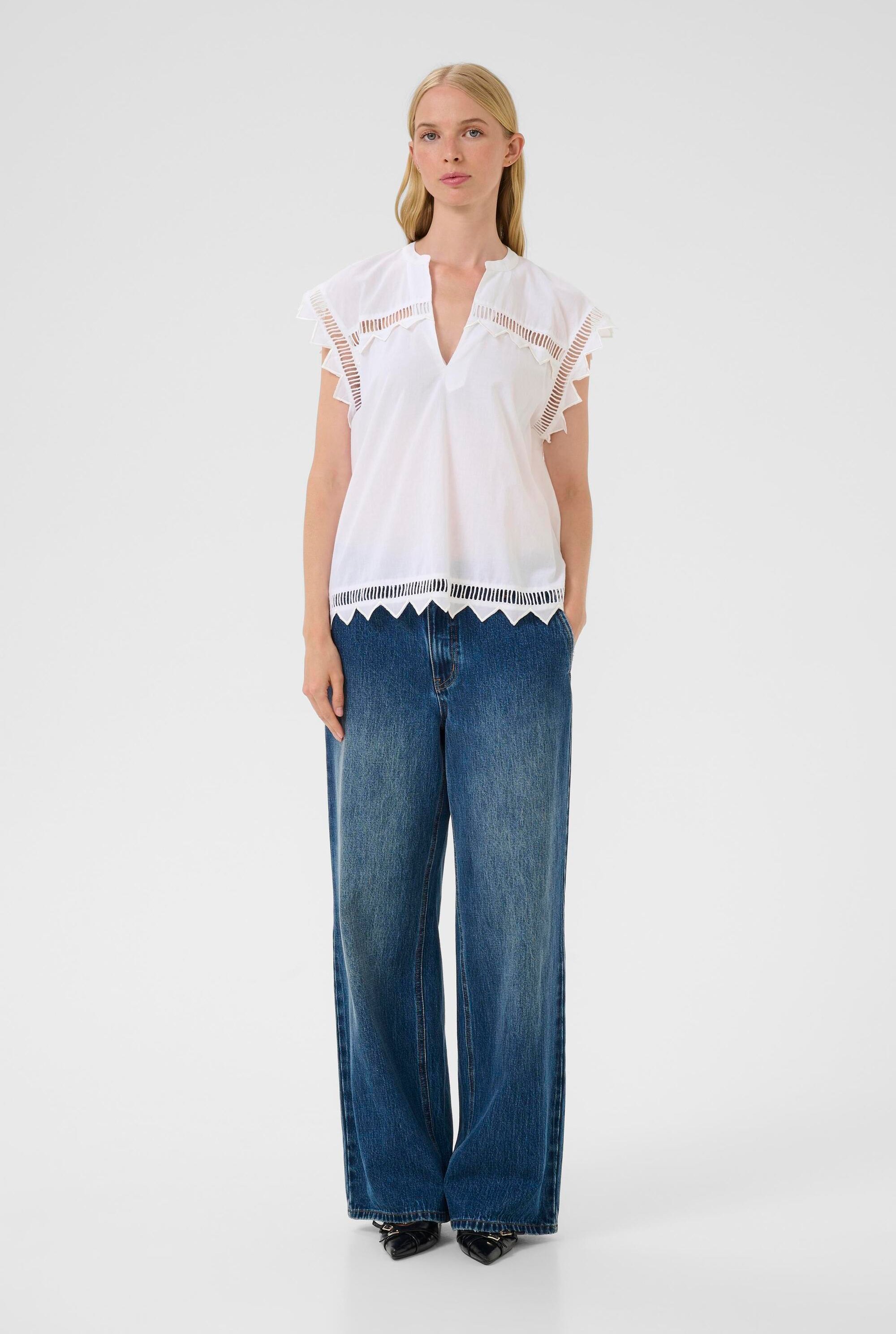 Ärmellose Bluse KBOmmi Straight fit white