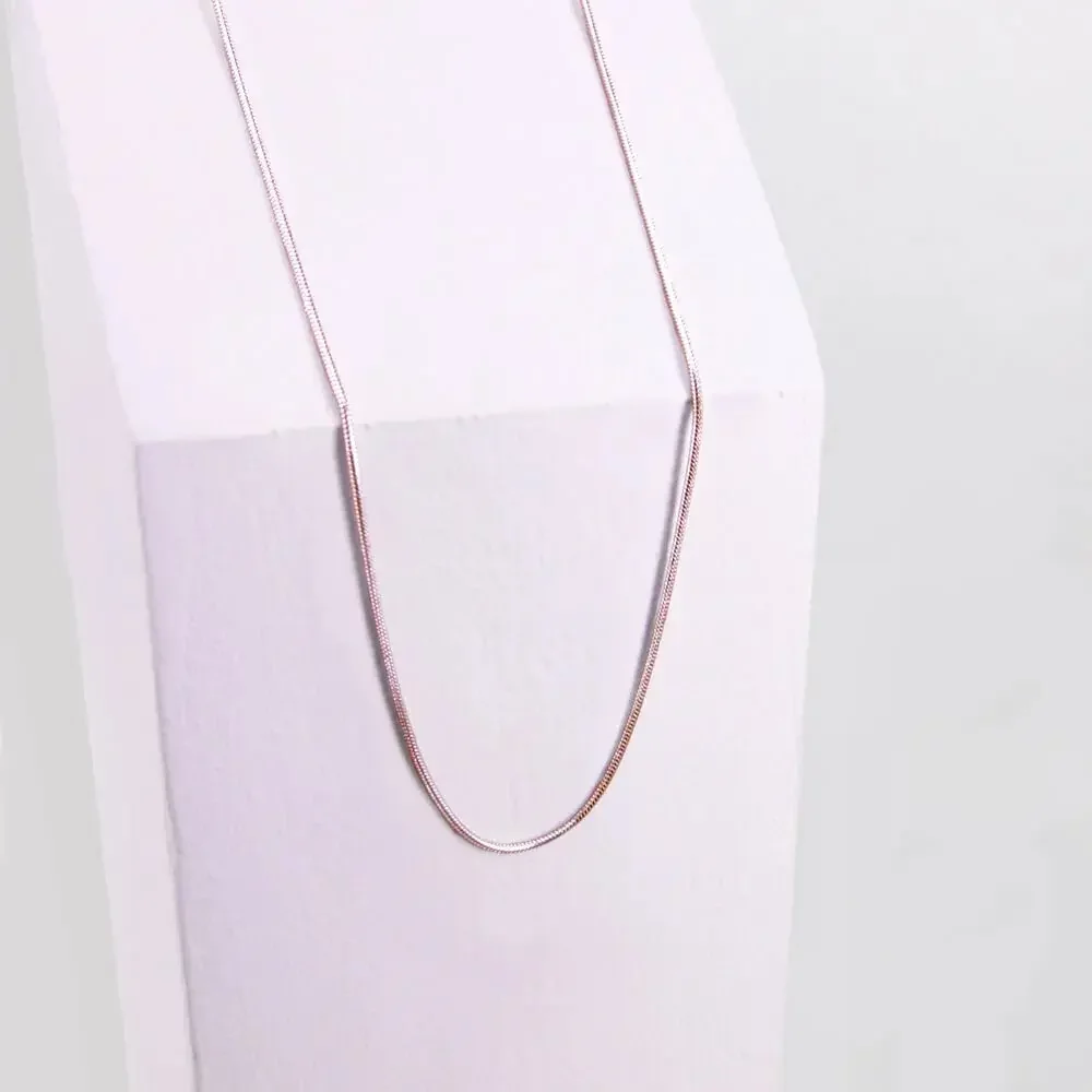Necklace with snake chain links Ponytail & Co
