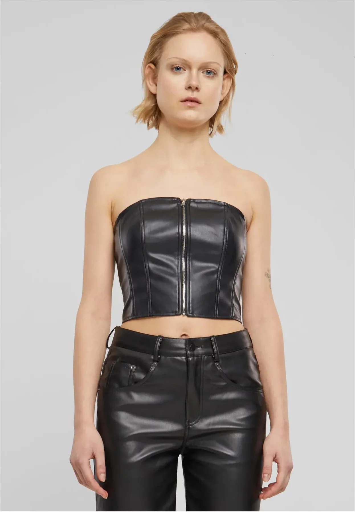 Synthetic leather bandeau top for women Urban Classics