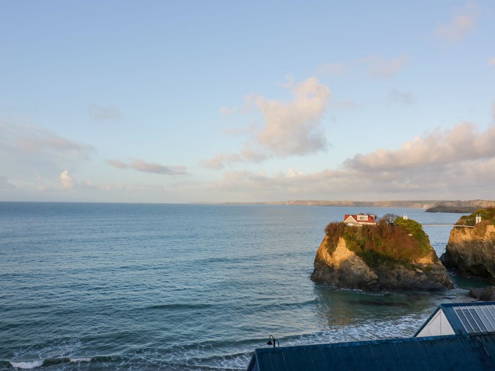 Onshore 6 - Newquay Towan Beach View