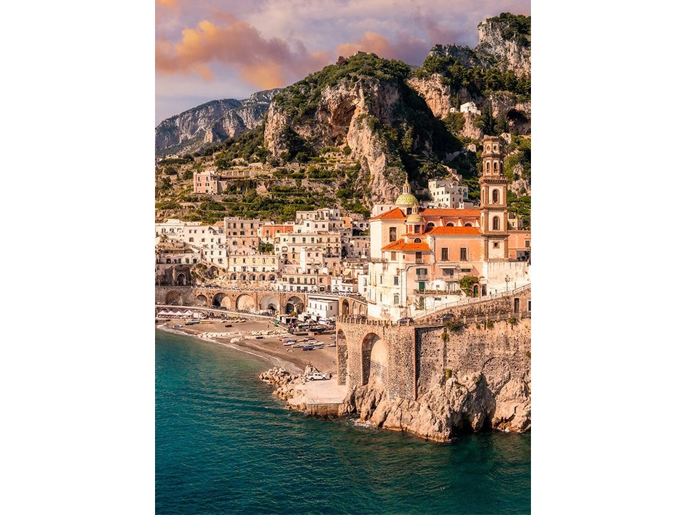 Discovering Italy with the Amalfi Coast