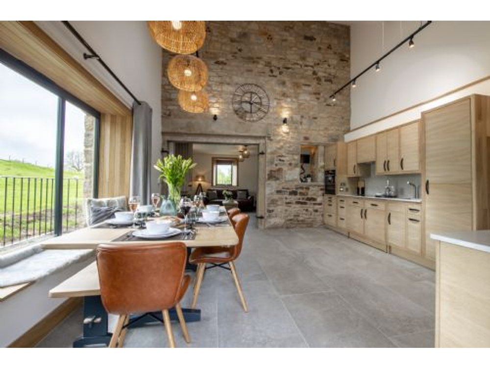 Canny Grouse Barn