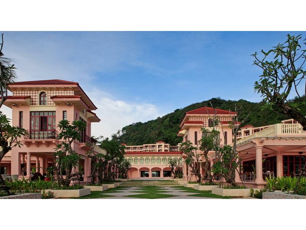 Centara Grand Beach Resort Phuket
