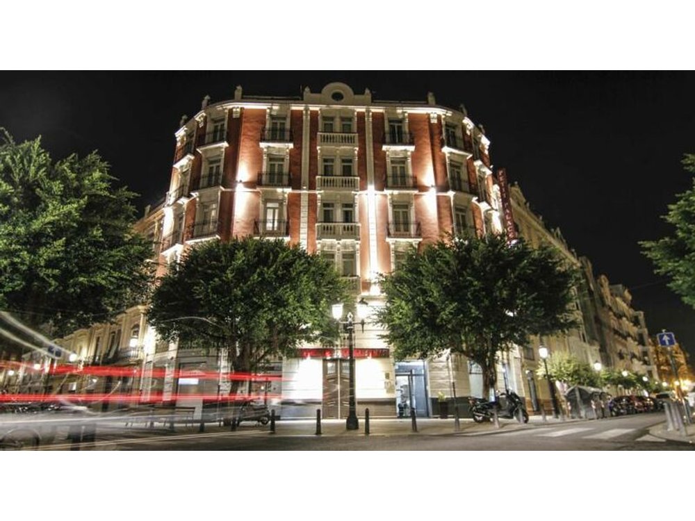 Petit Palace Germanias
